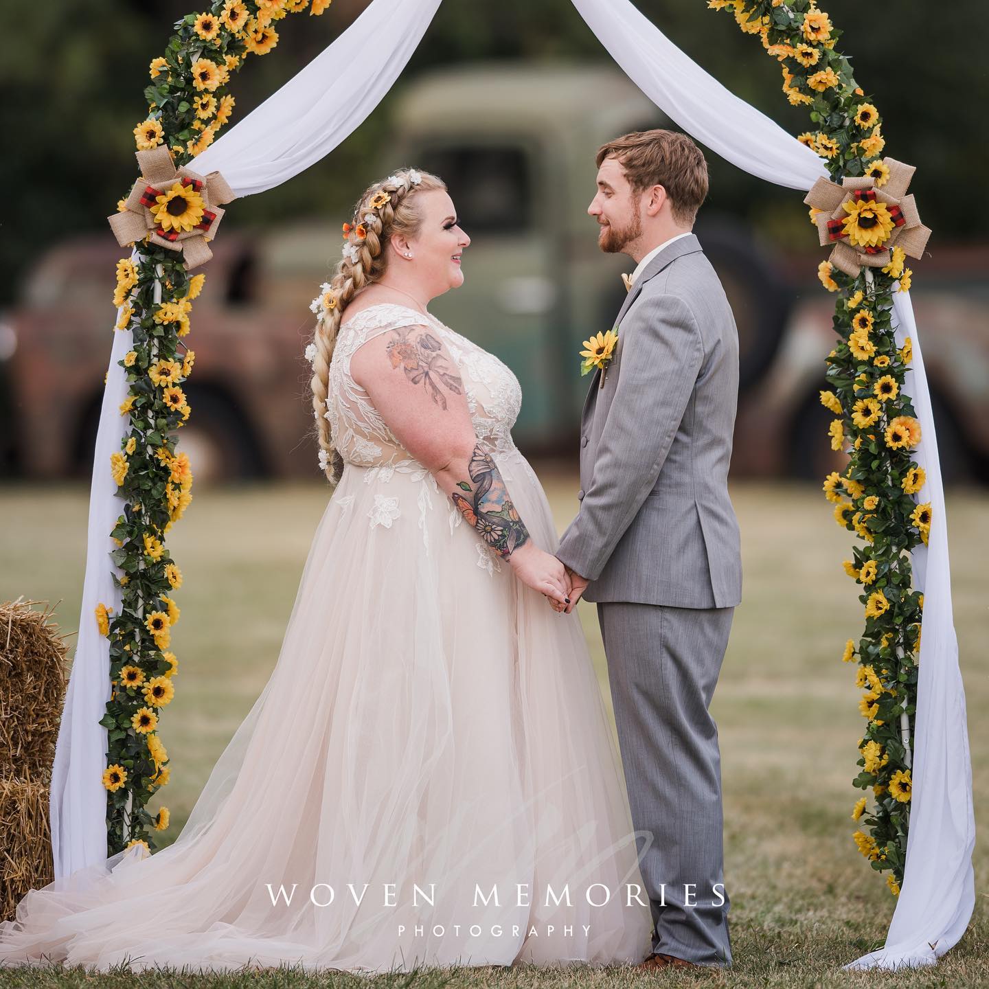 Kelly & Luke had such an amazing wedding and fun filled wedding a great venue. We were able to get so many great pictures of the two of them with all beautiful, golden, almost fall tones. Thanks you two!