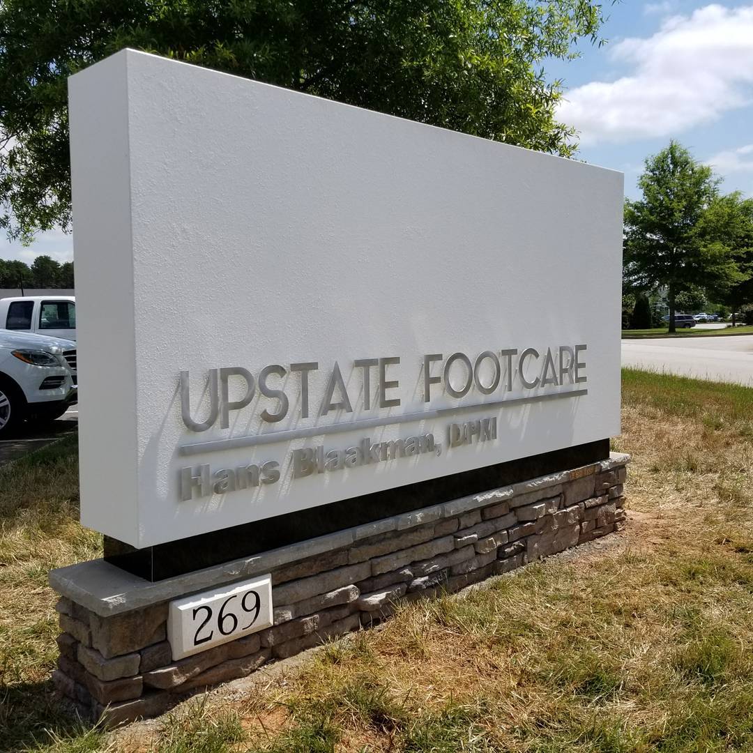 The best businesses "plant their feet" firmly with their entry signs. Here's today's "feet-ure" on the entry sign we did for Upstate Footcare!