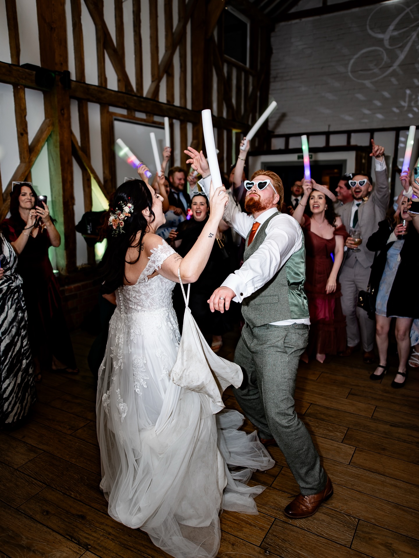 // 🧀 \\
Who decided weddings end after the first dance anyway?
Like genuinely.
Was there a meeting? A memo? A boring rulebook?
Hot take: the first dance isn’t the ending. It’s the ignition switch.
🪩 It’s when the formalities melt away and the real personalities come out.
🪩 When your shy cousin suddenly becomes a dancefloor legend.
🪩 When your best mate cries to a 2000s anthem.
🪩 When you finally breathe and think, “This really is the best day of my life.”
🪩 There is SO much happening you won’t even see.
That’s why I offer the little Extra Cheese party coverage top-up 🧀
Let’s finish this properly!
Throwback to this absolute banger @millingbarn last October for Jade and Dan’s epic day!
#shotbypinky 🎶 #pinkypromisephotographyuk
Supplier Squad
📸 @pinkypromisephoto
J’s dress: @wed2b
Custom jacket: @kate.illustrate
D’s outfit: @officialskopes
Venue: @millingbarn
Hair: @bridesbyrose
Makeup: @amberkearbridal
DJ & MC: @dj_mike_readings
Stationery: Bride DIY all stationery
Neon sign: @lightuplovelondon
Milling Barn wedding photography | Fun Hertfordshire wedding photographer
#MillingBarnWedding #MillingBarnWeddingPhotographer #MillingBarnWeddingPhotography
Helen is a published fun and inclusive wedding photographer based in East Anglia (Norfolk and Essex), covering events in London, Cambridgeshire, Suffolk, Kent and beyond. With a relaxed and unposed approach offering colourful authentic imagery of folks in love having their best day!