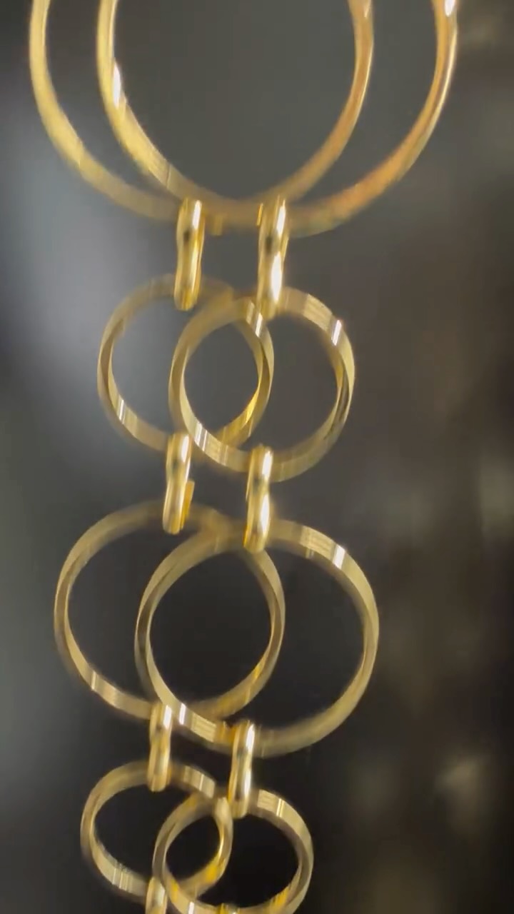 This chain is over 1.2 meters long !! 🤯 now successfully plated in 18ct gold. #gold #instamood #trendingnow #jewelry #goldenedge