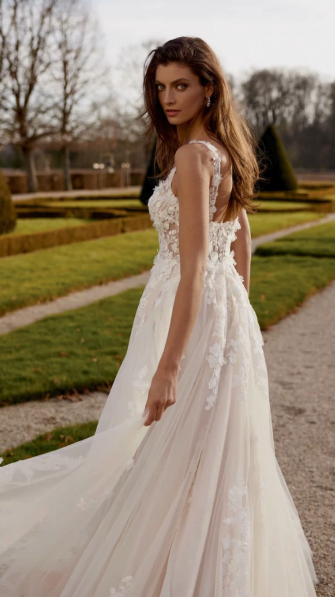 It’s #WeddingWednesday and today we’re highlighting Jupiter by Justin Alexander 🤍
This romantic A-line wedding dress features a modern square neckline and a flattering natural waistline that beautifully enhances your curves. Crafted in airy tulle with dimensional 3D petals, Jupiter blends feminine touches with unexpected details for a look that feels soft yet unforgettable. Finished with a graceful chapel-length train, she’s made for a dreamy walk down the aisle.
Ready to try on Jupiter? Book your bridal appointment today. 💍✨
#WeddingWednesday #JustinAlexanderBride #JupiterGown #ALineWeddingDress #SquareNeckline #CurvyBride #3DPetals #TulleWeddingDress #FeminineBride #WeddingDressInspo #HereComesTheDress #WeddingDressShopping #IndianaBrides #MidwestBrides #SayYesToTheDress