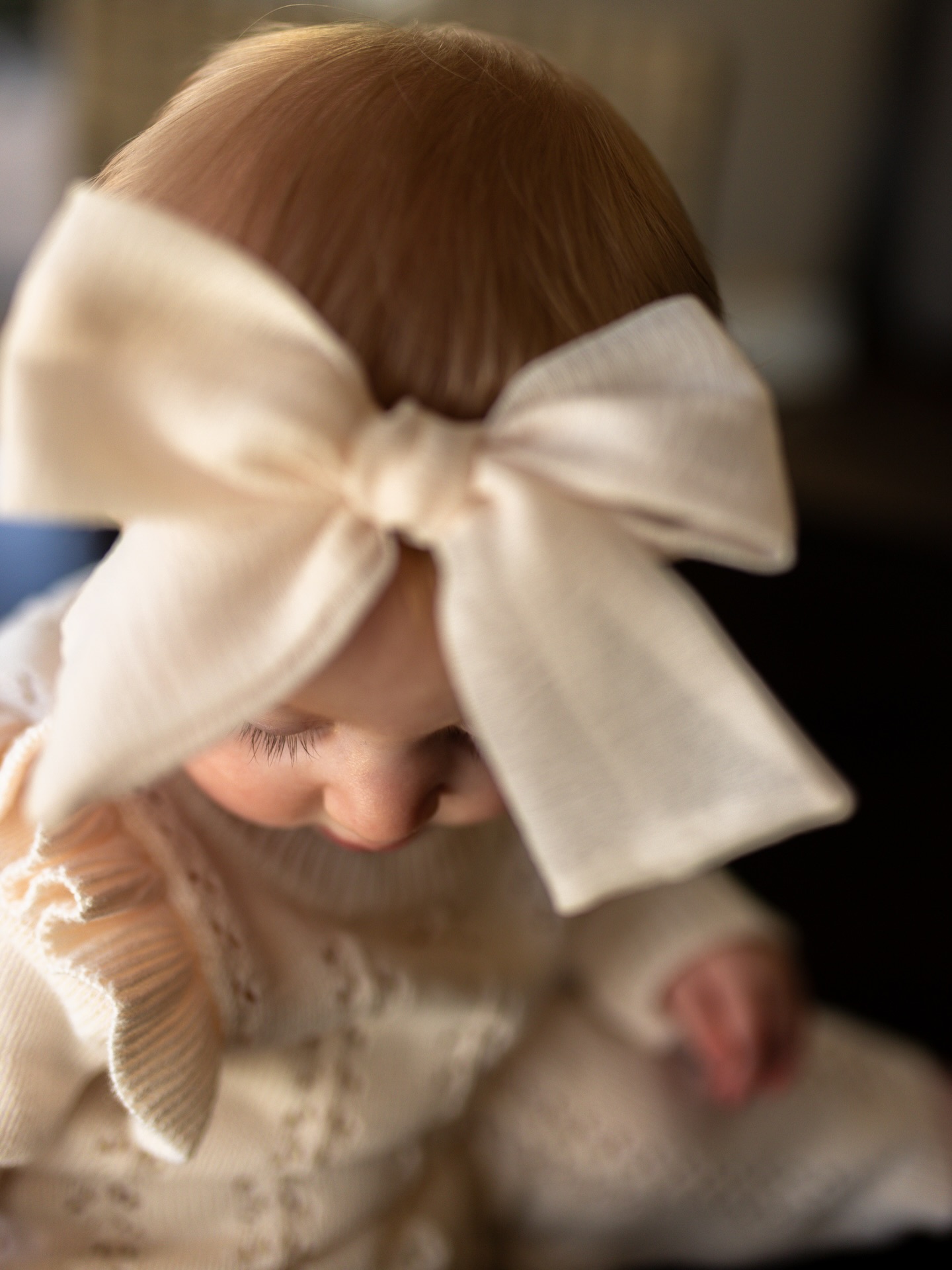 Hi my name is Morgan and I’m a big fan of photographing baby eyelashes, baby tootsies, and toddler kisses. Book me for your spring family session if these things also give you heart flutters. 😇 Happy 9 months to sweet Hallie girl!!
#kcfamilyphotographer #storytellingfamilyphotography #inhomefamilysession #babymilestonephotography #kansascityphotographer