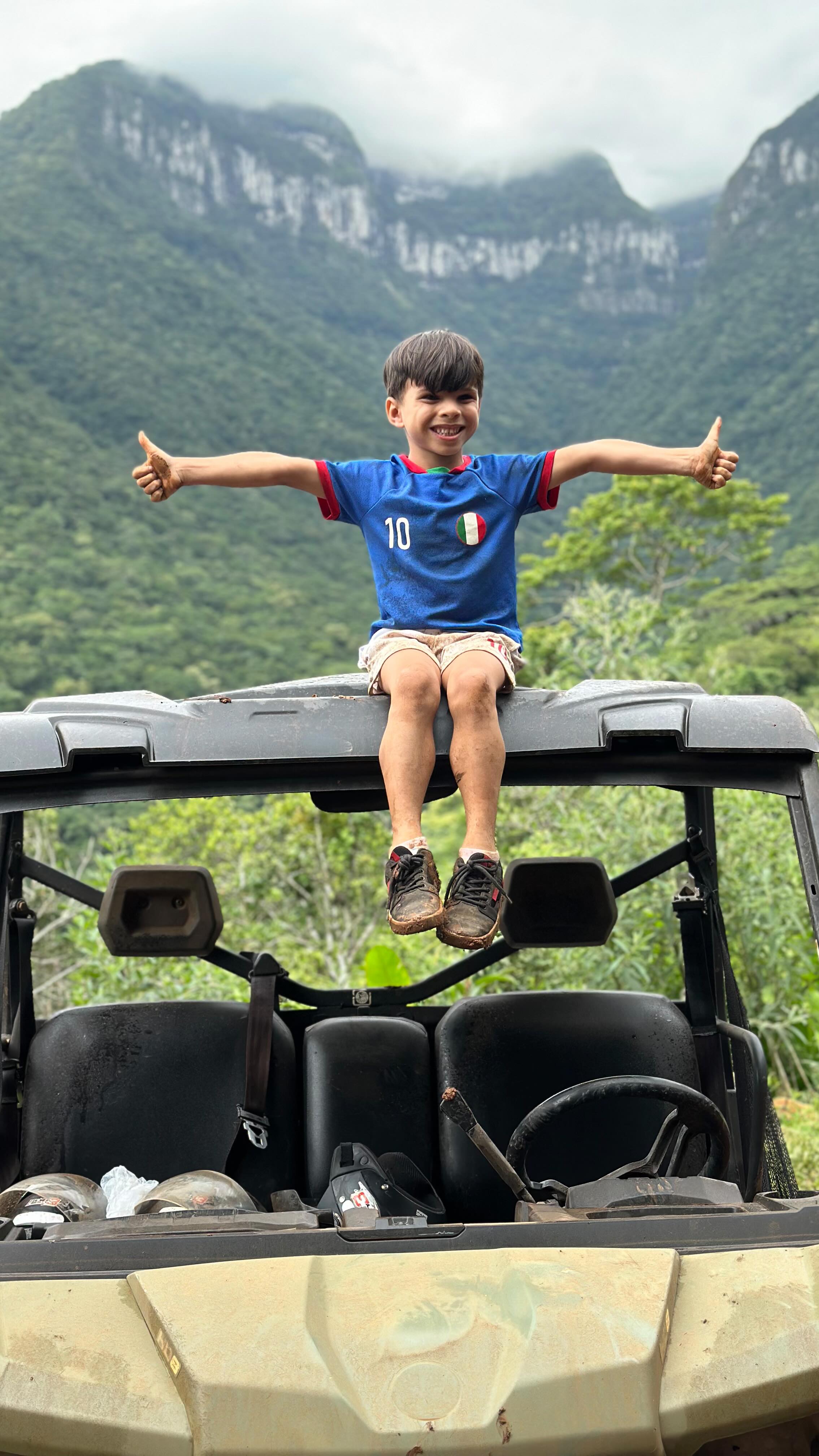 Dia de aventura UTV em parceria com a @utvpowercanyons
Atividade ideal para que procura uma boa aventura para superar seus limites.
Diversão, segurança e paisagens incríveis ✅
Viva a vida ao ar livre!
#canyonsdosul #ecoturismo #santacatarina #turismonosul #jurassicpark