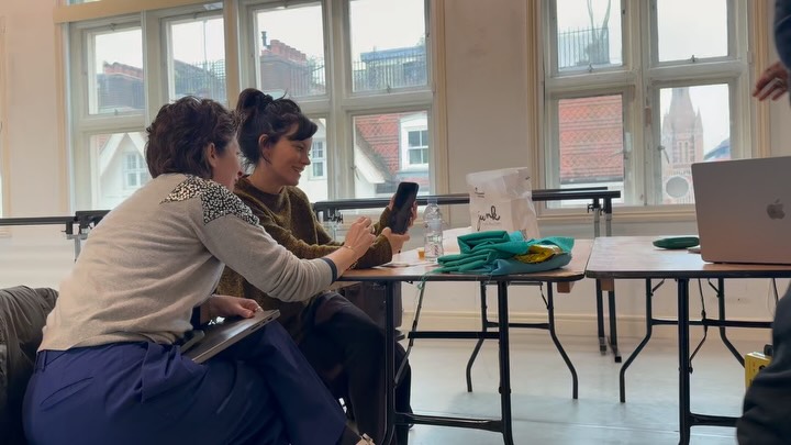 Work session on West End Girl: assessing the flow of the show - shaping the story, refining its progression, and working through each element and it’s intension. Musically weaving our staging ideas seamlessly into Lily’s powerful emotional storytelling and the arc of the performance. And a lot of fun along the way! ✨👠