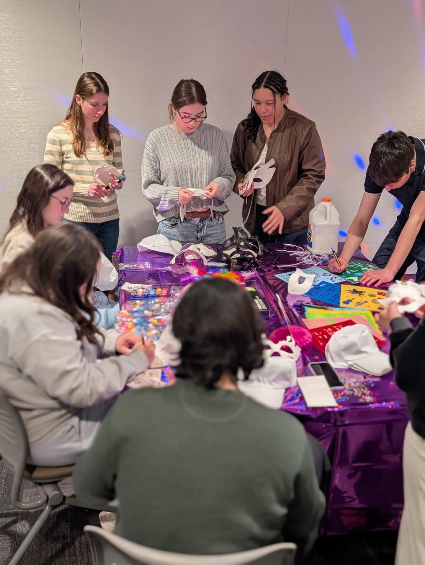 PURIM PART 2: celebrating 🎉
#purim #jewish #chabadoncampus #chabad #jewishlife