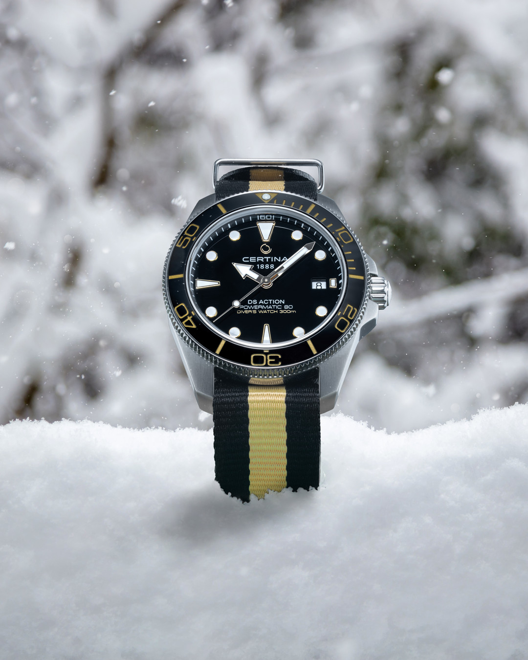 🌊 Ideal für jedes Tauwetter! ❄️➡️🌊
Die Certina DS Action Automatik
Ref. C048.407.18.051.01
Ob schmelzender Schnee oder echtes Tauchabenteuer – dank bewährtem DS-Konzept, robuster Bauweise und zuverlässigem Automatikwerk bleibt sie in ihrem Element.
Sportlich. Präzise. Wasserfest.
Jetzt entdecken.
#Certina #DSAction #SwissMade #DiveWatch #Tauwetter #Automatic #WatchLovers