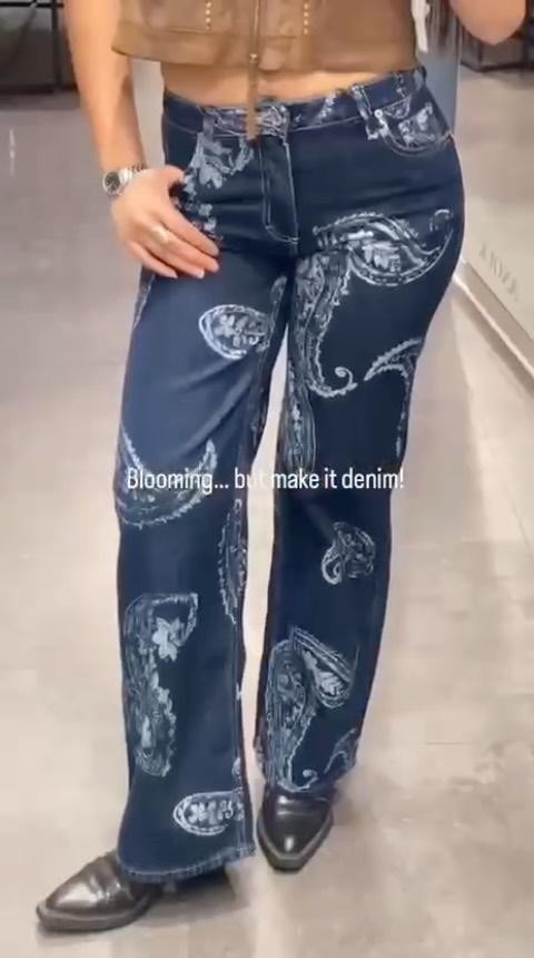 👖 Denim you love, now in a new print. 👀Take 15% off with the coupon in our app.