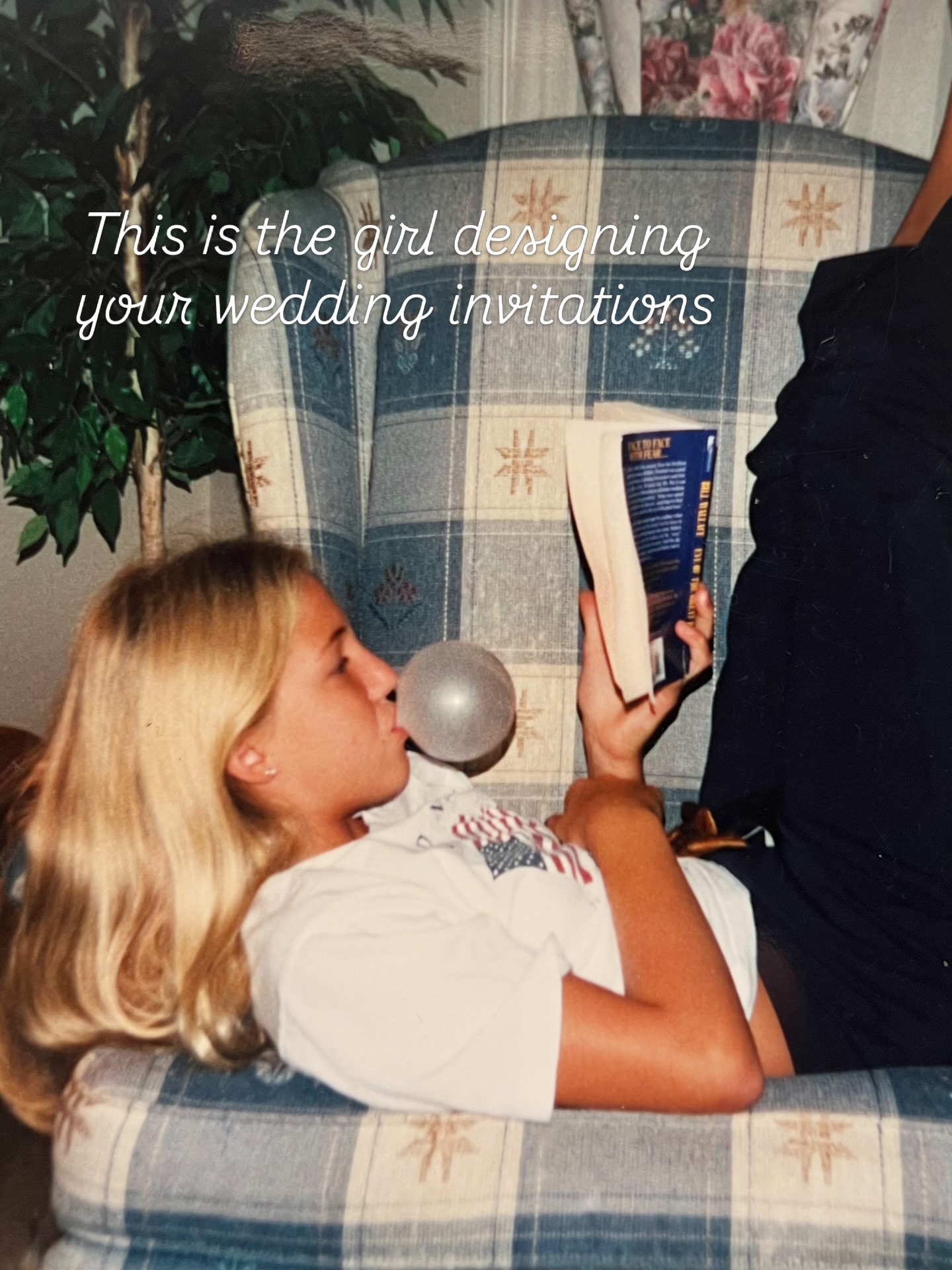 And she’s still just as goofy as she was back then 😋
#thegirlbehindthedesigns #smallbusinessowner #thisiswhotrend #weddinginvitationdesigner #dreambig