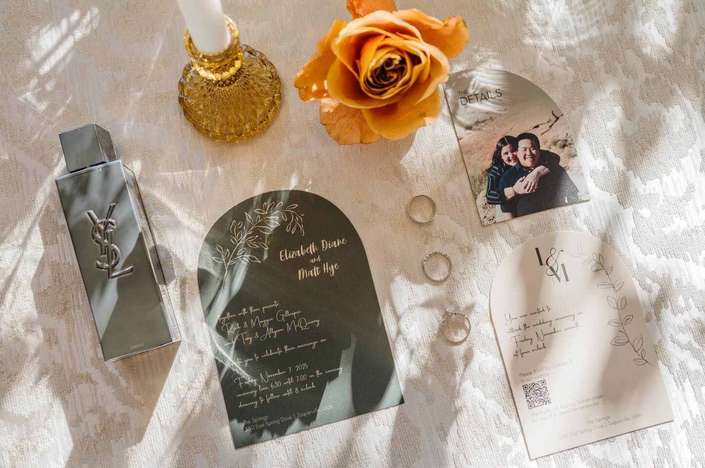 A wedding is a collection of beautiful details coming together.
.
.
Photography: @jamileavitt
Design+Planning: @poppylaneevents_st.george
Decor+Florals: @poppylaneevents_st.george
.
.
#fallwedding #stgeorgeweddingplanner #poppylaneevents
#southernutahweddingplanner #zionweddingplanner
