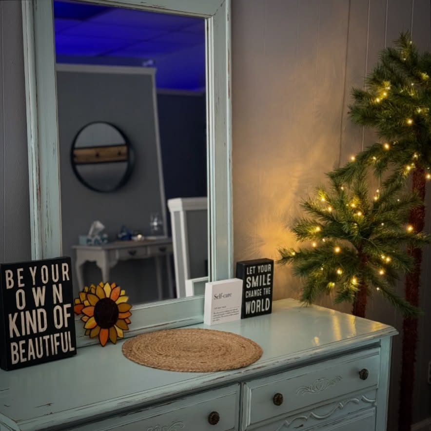 A little glimpse inside the new studio 🤍
Priority Skin Boutique is officially open and accepting appointments!
Thank you all for being so patient and supportive during this transition. I can’t wait to welcome you in and show you all what’s new!
🖤 Booking link is in my bio - Appointments available as soon as new week!
🎉 SAVE THE DATE - Sunday, April 26th will be the Grand Opening! More details on the event to come VERY soon!
———
Priority Skin Boutique
238 Elm Street
Westfield, MA 01085