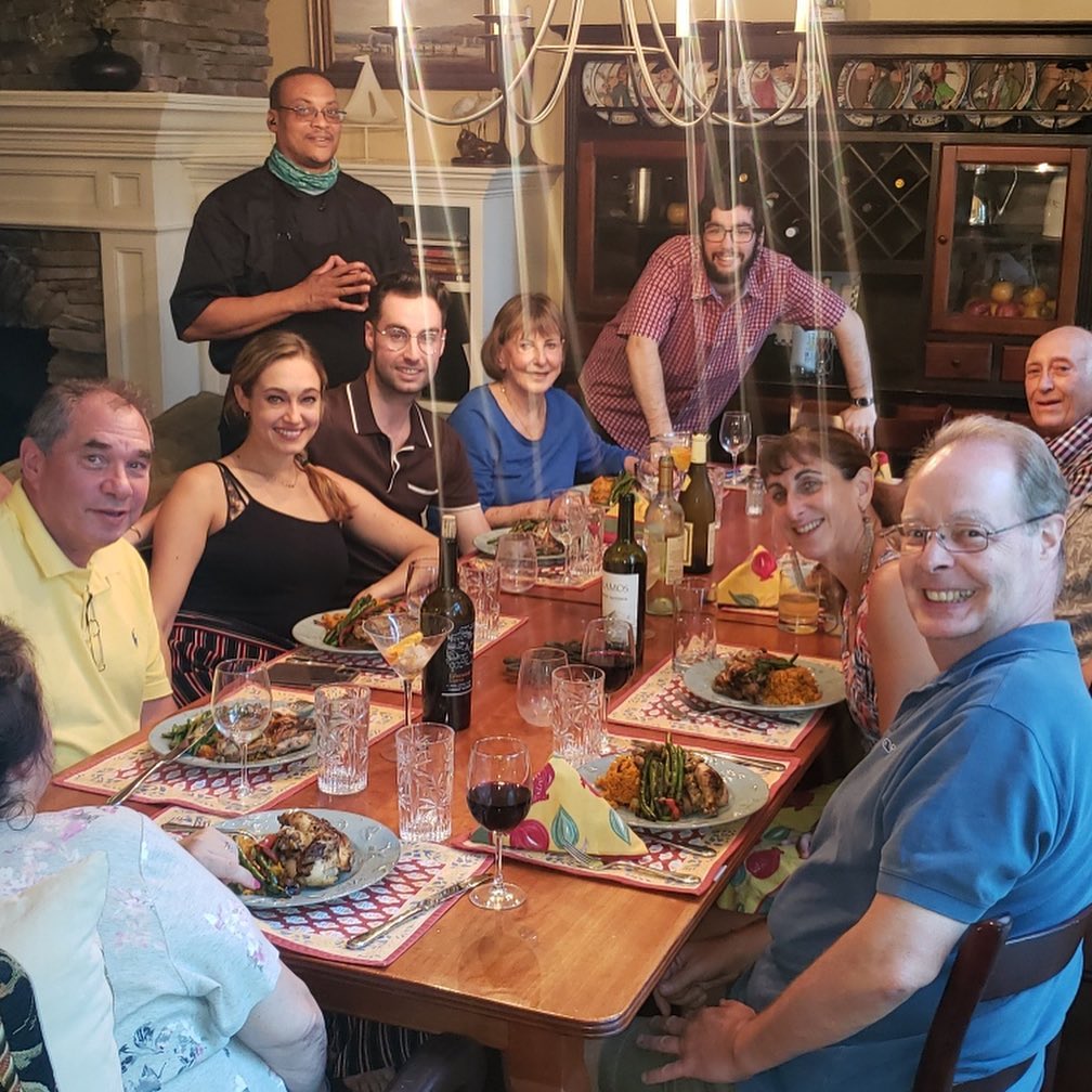We love happy customers! Thank you for trusting us with this delicious meal!
#charlestoncatering #charlestonlocal #lowcountryboil #charlestonprivatechef