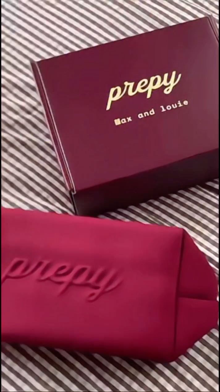 Prepy is the Glow up girlies best friend !
Pure Korean ingredients delivering that fresh, dewy vibe.
Fragrance-free and free from harmful sulphates and parabens, it’s gentle on your skin and perfect for all skin types.
Say goodbye to harsh, fragranced products—your skin deserves better! Who’s ready to prep and glow? ✨
#prepyskincare #KoreanBeauty #CleanGlow
