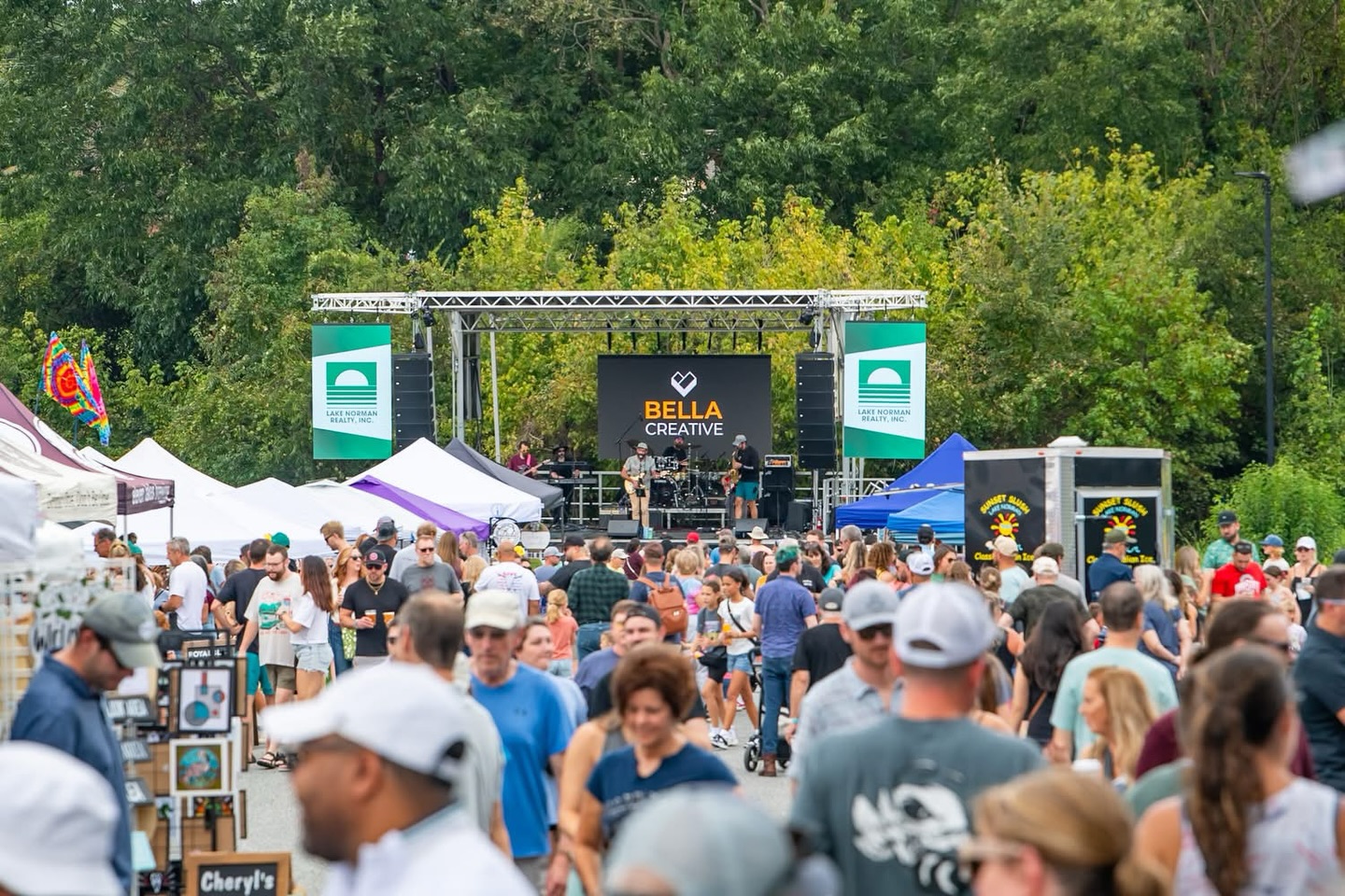 Tawba Walk is coming together thanks to some amazing local support! 🙌
Local businesses are already starting to rally around one of Old Town Cornelius’ favorite spring events — bringing live music, vendors, art, food, and community to the streets on April 25.
Be sure to support the businesses that support Old Town! 💙
We still have room for a few more sponsors who want to be part of the energy and get their brand in front of a packed Old Town crowd.
Interested in joining in? Send us a message to learn more.