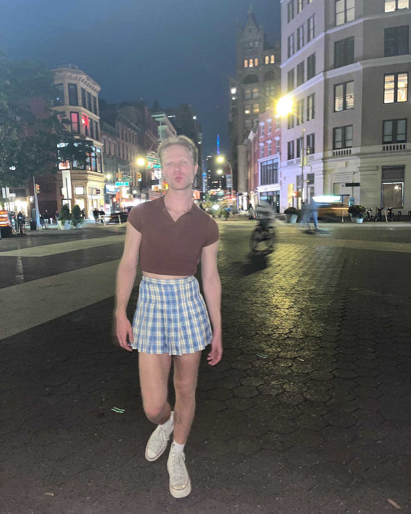 To the person who called me a fa**ot and whistled at me - Thank you š„¹ I am hot