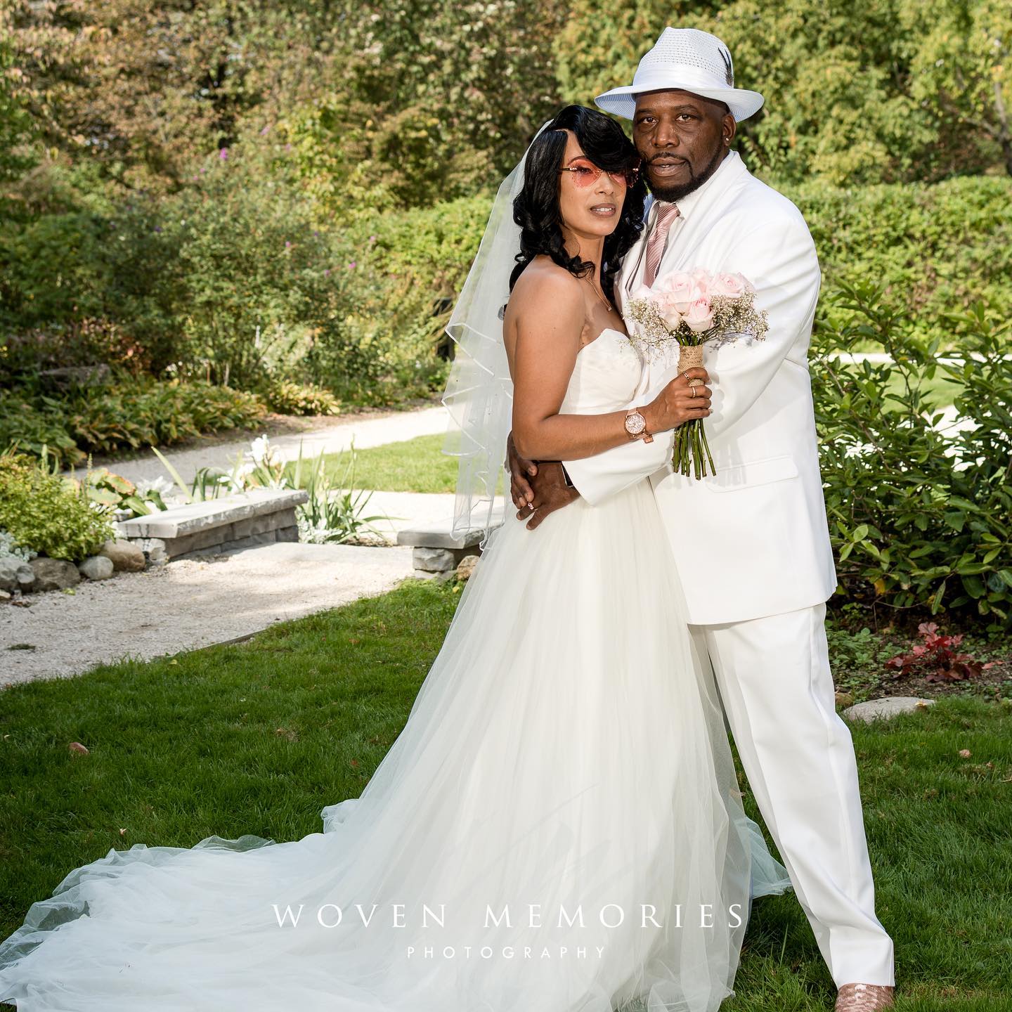 This couple had the perfect wedding weather, it was absolutely gorgeous outside and so were they. Their whole day was full of sunshine and smiles, thanks for including us in your day and congrats you two! #michiganweddingphotographer