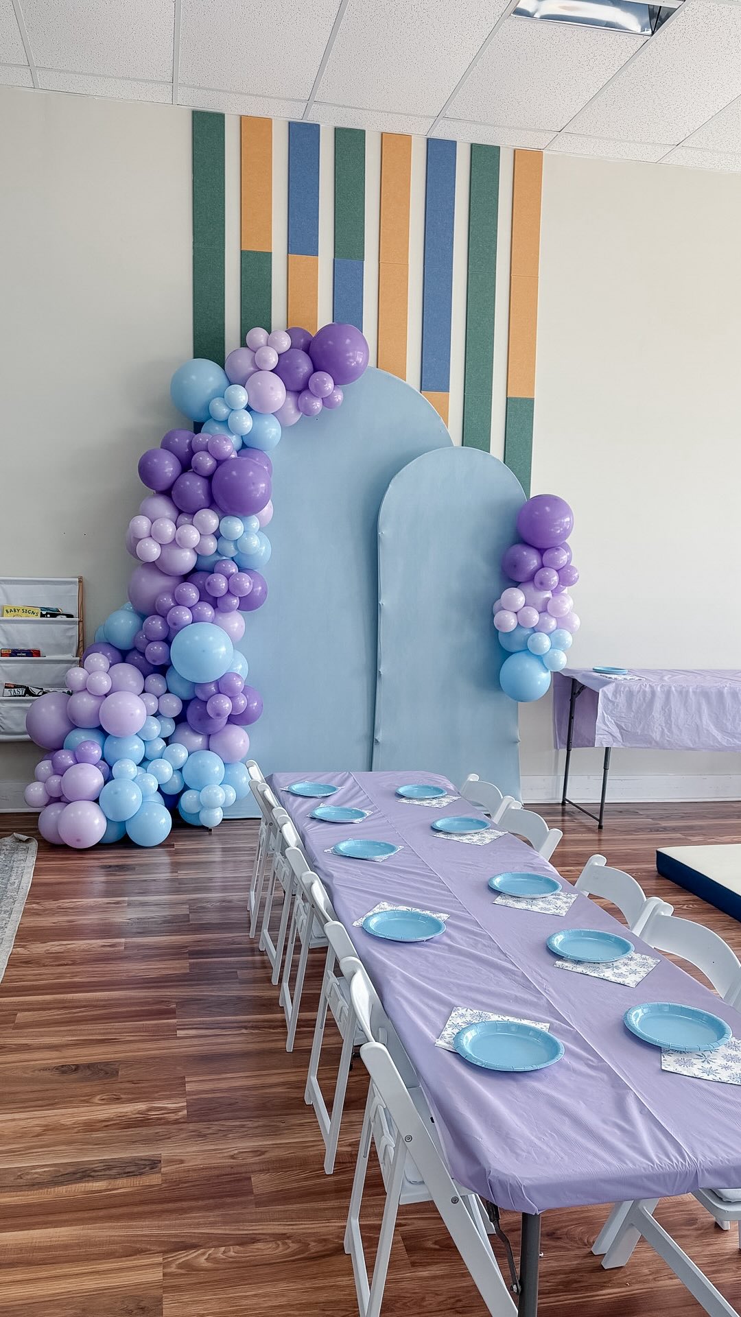 We are closed today for birthday parties but come play tomorrow, Sun 3/8 from 3:00-5:00pm for a Sunday play session 🛝
Learn more about having a birthday party at Little Leaf by visiting www.LittleLeafPlayStudio.com/party