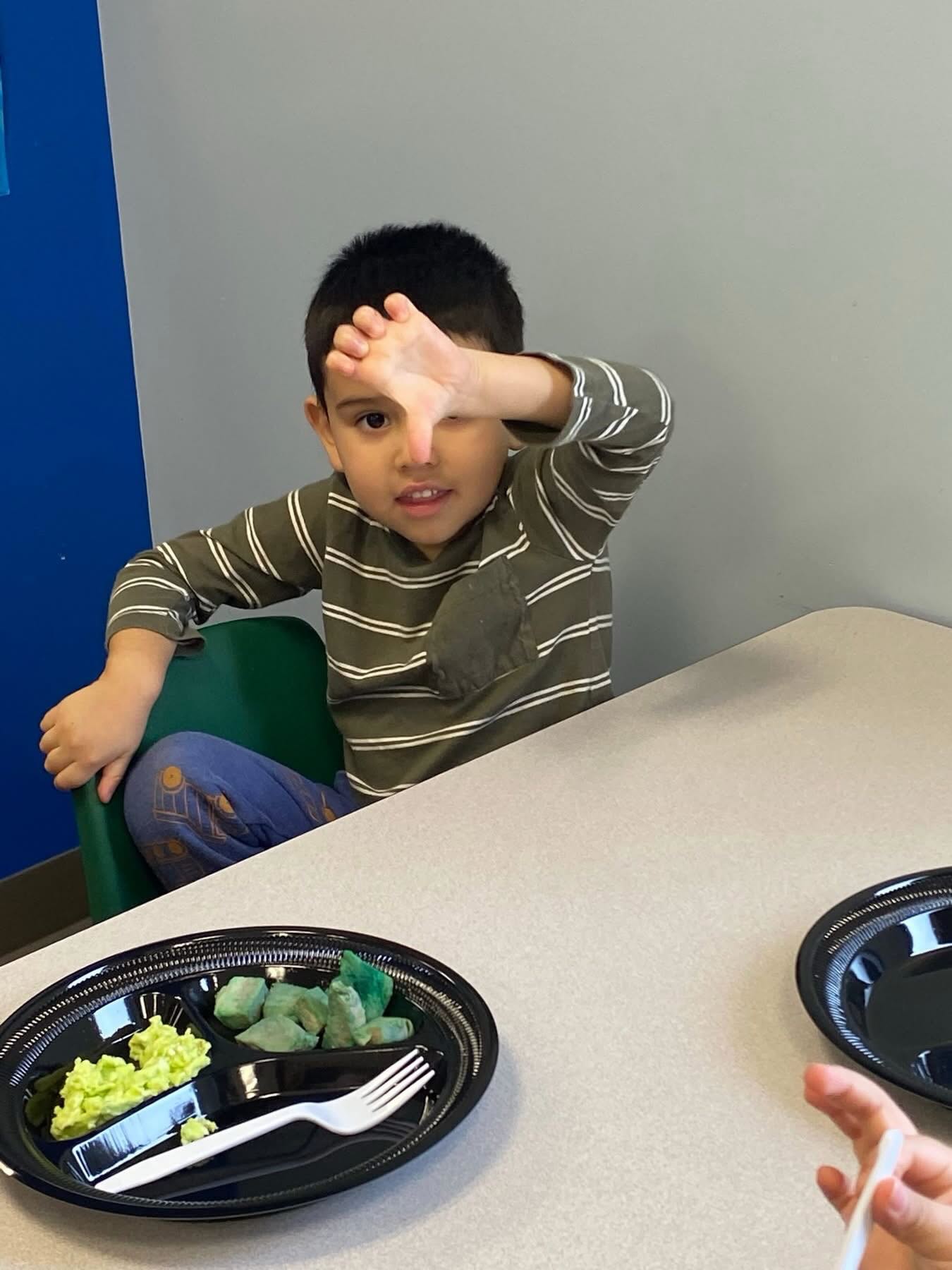 “Do you like green eggs and ham? I do not like them. Sam-I-am! …(…and then he tries them…) Say! I like green eggs and ham!” -Dr Seuss
Seuss week fun has begun with mixed reviews on snack time. 😂 So thankful for our creative prek team bringing new experiences to our classes. #investinginchildren #drseussweek