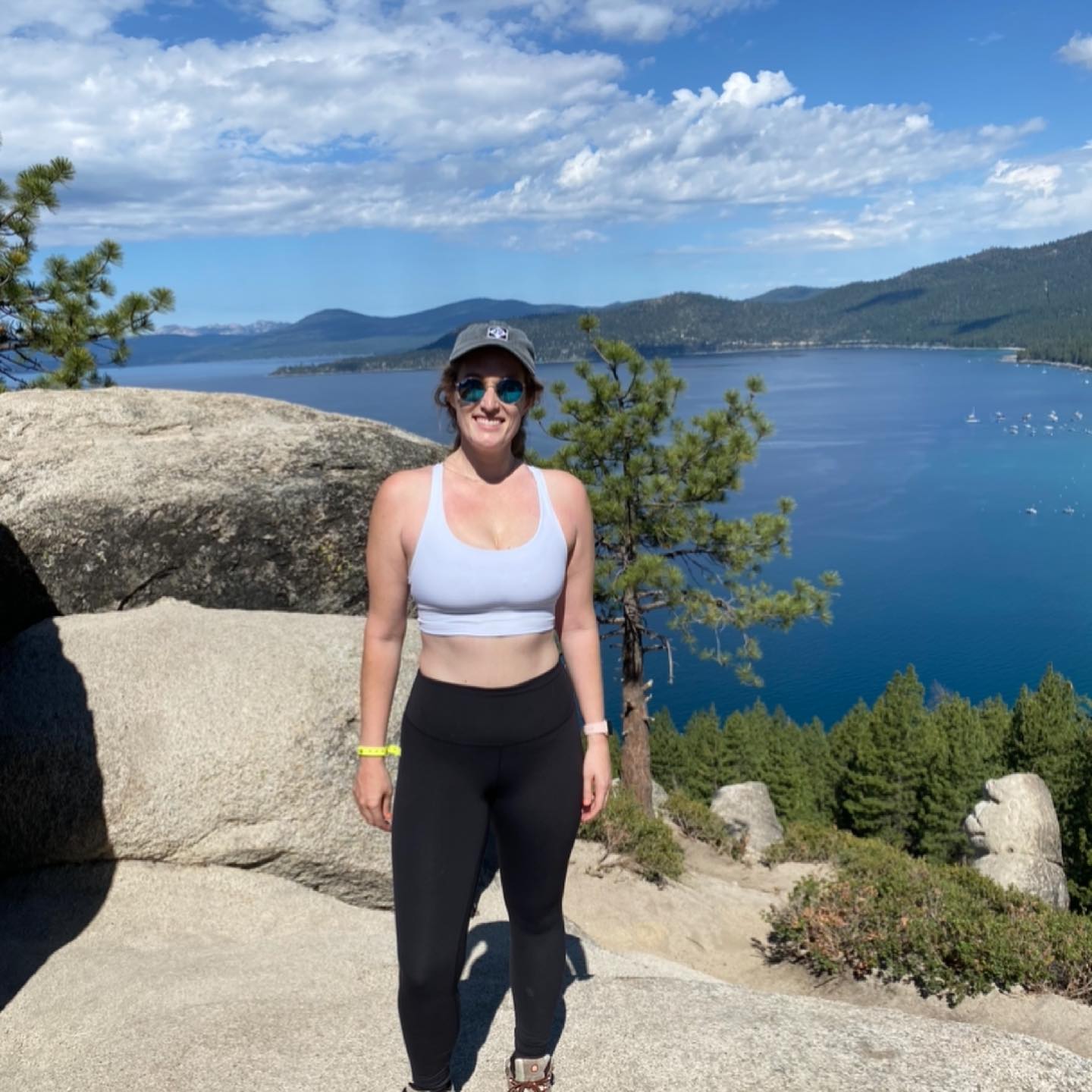 Wish Chicago had these kinds of mountains 🏔
#hiking #laketahoe #husbandandwife #operasingersofinstagram #mezzoadventures