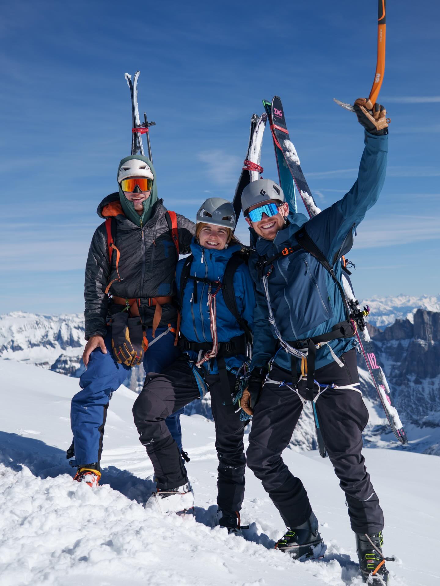 Beautiful photos taken by @bike_the_world of a beautiful 4 days in the eastern/central Swiss Alps with @alinamayrhofer.
We skied the Titlis round tour, mountaineered over peak Clariden, went rock climbing in the sun, swam in lake Walensee, ice climbed in the Avers valley, but most importantly had fun with pals!
@mountainequipment
@lasportivauk
@britishmountainguides