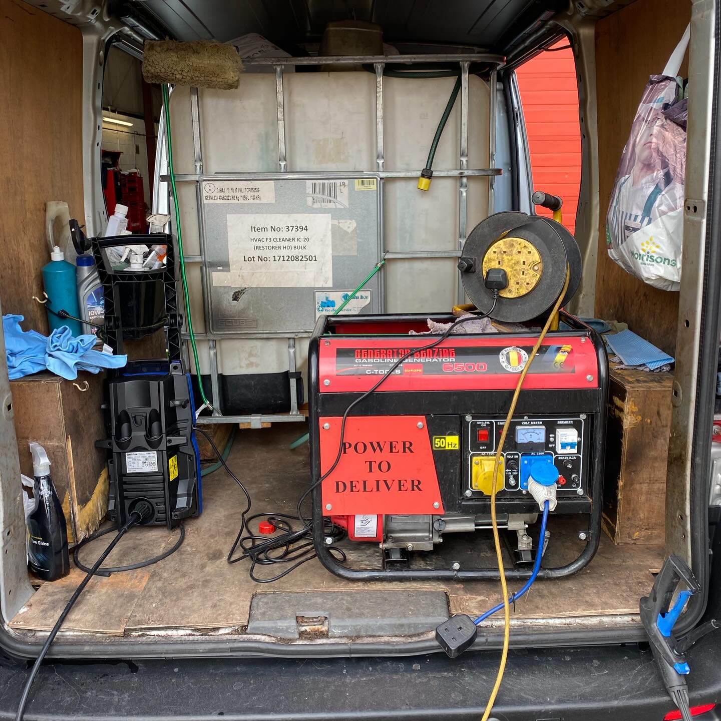 Storage that works around your business. #vanlife #tradesman #smallbusiness
