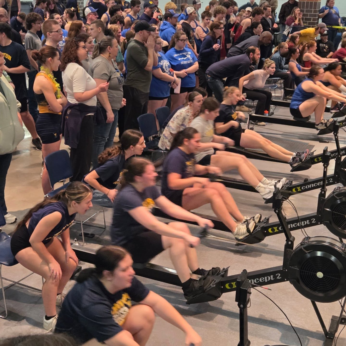 This season is officially in motion. Congratulations to all of our rowers on their performance at Island Sprints today! A lot of PRs and good competition.
Women's Novice Ltwt - 🥉 Alexis Lopez
Women's Novice - 🥉 Karter Adams
Women's Junior - 🥈 Trinity Kelly
Women's Junior Ltwt - 🥉 Mikayla Schmidt
Women's Junior Relay - 🥉 Sam R., Nina C., Kelsey S., Trinity K.