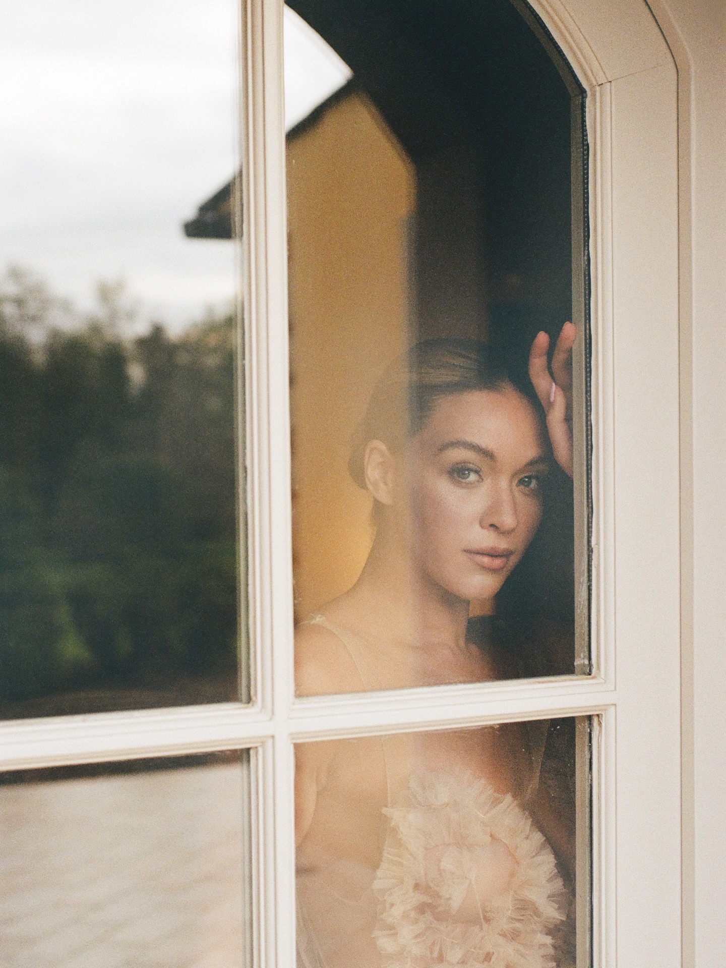 While navigating my phone’s images - come by across these inspiring pieces for this weekend’s photo-content work alongside our talented @eternalmoments.paris photo/cine-video partners - I am so grateful to get to do some this we are so very passionate about together! We can’t wait to share -
Credits:
1-slide - STRAIGHT SCAN on Fuji400 📷 by @alliemillerphotography LEB @thefindlab
Creatives: @adorncollectiveworkshops | @jerryegordonevents | @blissfulmuse.co | @floralsbyheritage 🫶🏼 @laketalester97
Destination Weddings, bridal inspiration, NC wedding Photographer, Paris Photographer, Paris Videographer