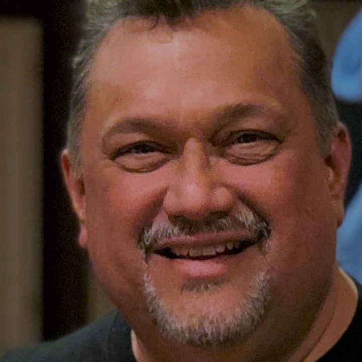 HALI‘A ALOHA DR. BILL THOMAS
It is with profound sadness that we report the loss of a great friend and health care champion.
William L. Thomas, Jr., raised in Kailua, O‘ahu, has resided on Molokai for 20 years. He practiced internal medicine, family medicine, provided oversight for the chemotherapy program, and served as clinical preceptor.
"He was a wonderful physician," remembers Dr. Dee-Ann Carpenter. "He won honors as Intern of the Year and Third Year Resident of the Internal Medicine Residency."
"Bill" was a graduate of The Kamehameha Schools, John A. Burns School of Medicine, and a recipient of the Native Hawaiian Health Scholarship.
Dr. Noa Emmett Aluli remembers that he was the first of the new physicians-in-training, "... to commit to serving the health care needs of Molokai."
In fact, Dr. Thomas has served as chief medical officer and chief of staff at Molokai General Hospital within the Queen's Health Systems.
"This is a great loss for the Molokai community. Bill had a great laugh," recalls Dr. Martina Kamaka. "He'll always be part of of our Kauka hui memories."
He attended every PRIDoC with ‘Ahahui o nā Kauka, usually taking his mother Roberta (shown below at a Honolulu event in 2009) and sister Kathleen with him. He was a mainstay at Kauka Hui social events.
He is survived by sisters Kathleen and Liz and many nieces and nephews he adored.
Dr. Carpenter warmly remembers, "Bill was a great friend...and beloved by all who knew him."