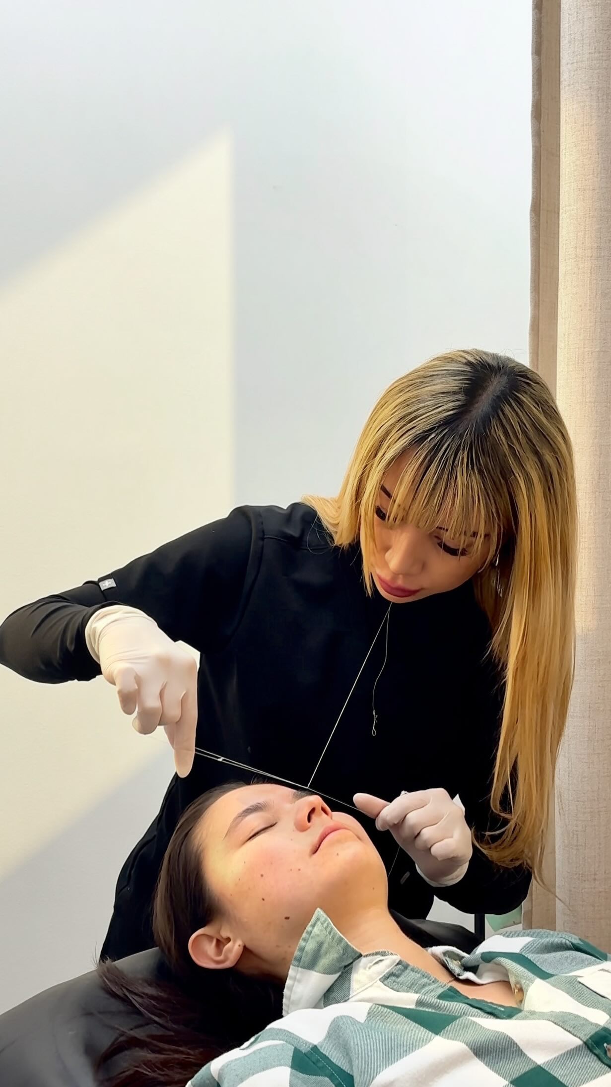 Precision is Everything ✨
.
.
.
.
#brows #threading #lavoomsalonyyc