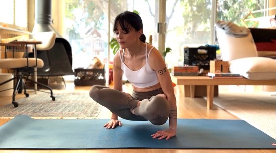 A nod to the Mysore Ashtanga practice I’ve been flirting with for over a decade now. I was more consistent with it when I lived in Flagstaff and had an amazing teacher come by the house. She was full of grace, presence, patience, and a really friendly, buff rock climber… Everything a postpartum mom would want in an Ashtanga teacher. My own little Ashtanga practice is the only series of asanas I’ll do now, thanks to @dolphinia_doria and of course Pattabhi Jois, Krishnamacharya and Patanjali’s eight limbs of yoga (asht = 8, anga = limb) 🕷️
#mysoreashtanga #patanjali #yoga
