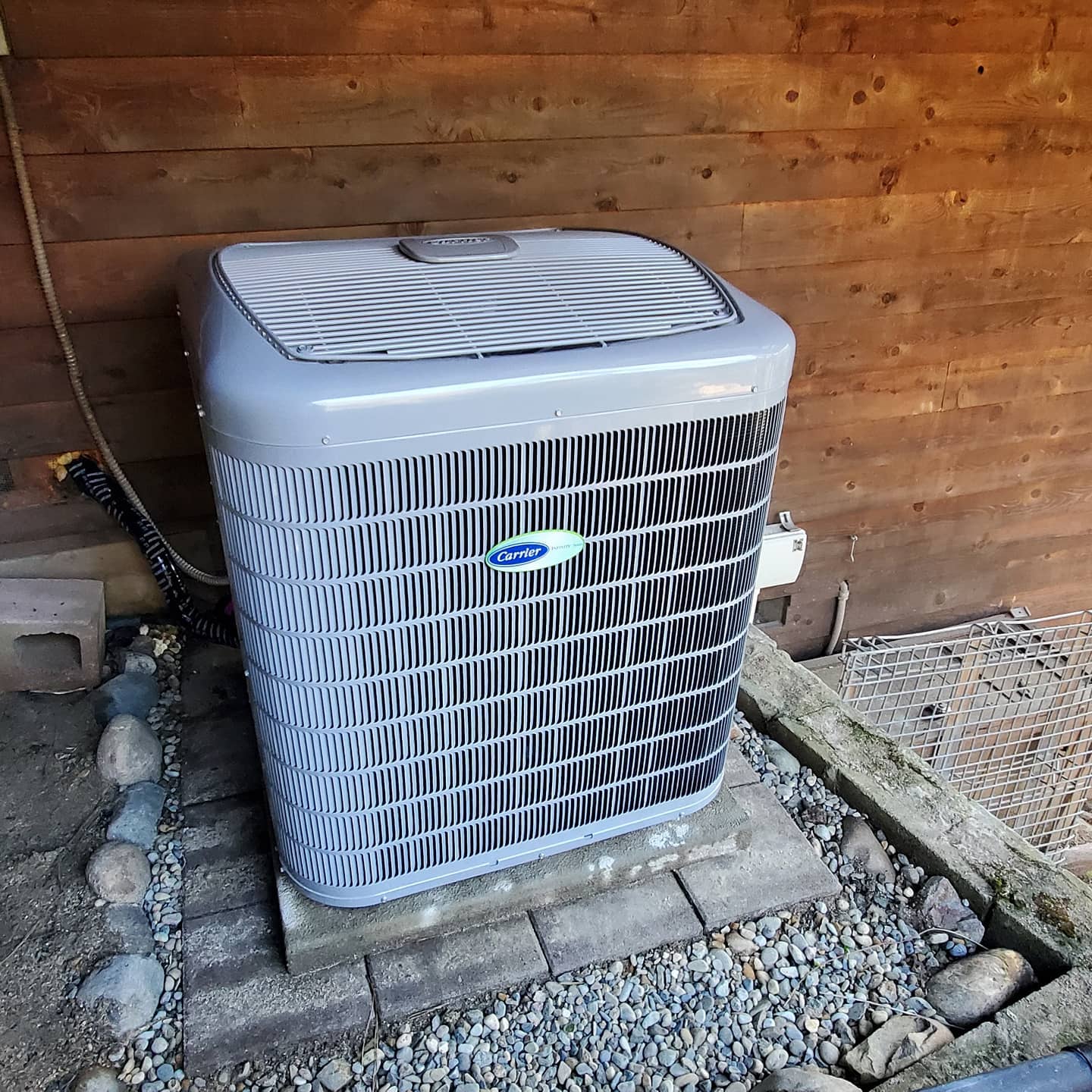 Carrier 2 stage A/C is a perfect fit for the new 2 zone system for this family retreat.
