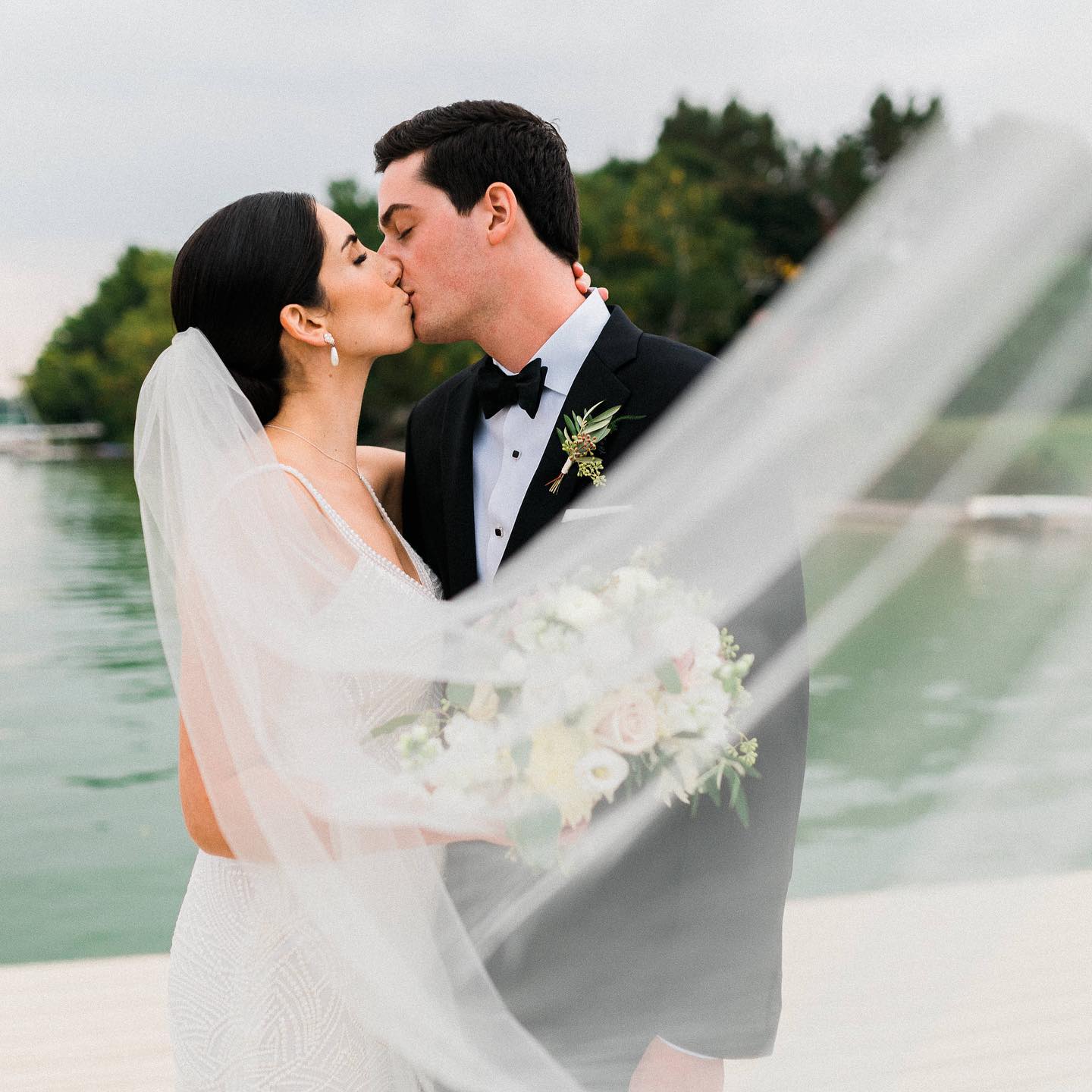 WOW! Reminiscing on this beautiful day celebrating K&M 😍 These 2 are an incredible couple and have such a strong connection. It was an honor being apart of their big day. ✨
.
Shoutout to all the amazing vendors who made this day so special:
📸 @benlawphotography
💇🏽♀️💋: @teamhairandbeauty
🏠🍻🍲: @lelandlodge
💐: @307events
🍰: @thirdcoastbakery
🎧💃🏼: @2baysdjs
🎼: Sylvia Norris - Harpist
.
.
.
#wedding #weddings #bride #groom #weddingphotography #truelove #happilyeverafter #happy #perfectday #covidwedding #fallwedding #upnorth #leland #veil #weddingdress #weddingplanner #weddingcoordination