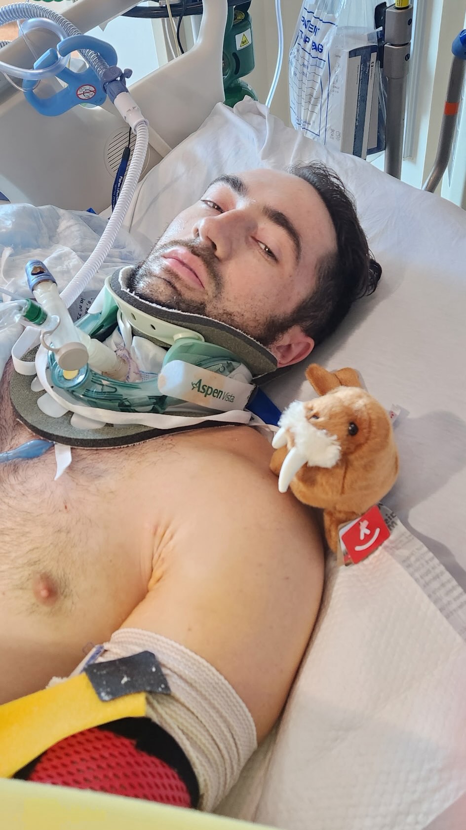 Help us continue to support @brenkurth as he makes an incredible journey back to strength after his terrible motorcycle accident last month. He has a long road and it is going to be extremely expensive, please find it in your heart to support us! Thanks to @joyzoggia for all you do, and especially to Brennan’s parents and family members keeping us with up to the minute reports in our guy! EMPIRE LET’S KEEP UP THE SUPPORT!!