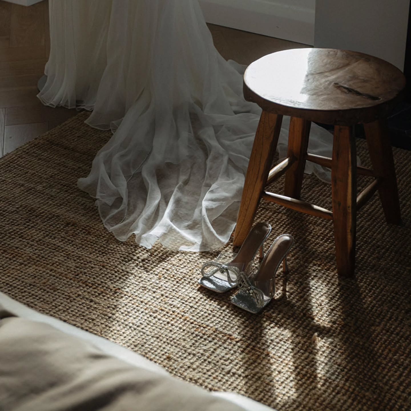 We are passionate about fabulous gowns.
We are passionate about helping women feel like queens.
We are passionate about real, authentic celebrations.
We are passionate about sustainability & circular fashion.
We are Sunday Soiree.
📸 @jas_elkavenue
#sundaysoireewagga #bridalstyle #alwayssustainablealwaysstylish #sustainableweddingdress #sustainableweddingwear
