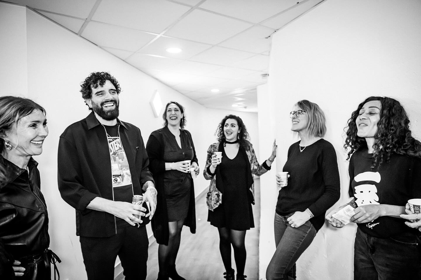 Après l’effort… le réconfort !
Un grand bonheur de collaborer avec cette grande et belle équipe qui a fait cette émission.
Une gratitude infinie d’avoir partagé ces moments avec vous. MERCI ❤️ #lovemyjobsomuch et merci à @marieclairegola de m’avoir trouvé mon nouveau surnom « la grande Fafa » @romainallary pour les fous rires