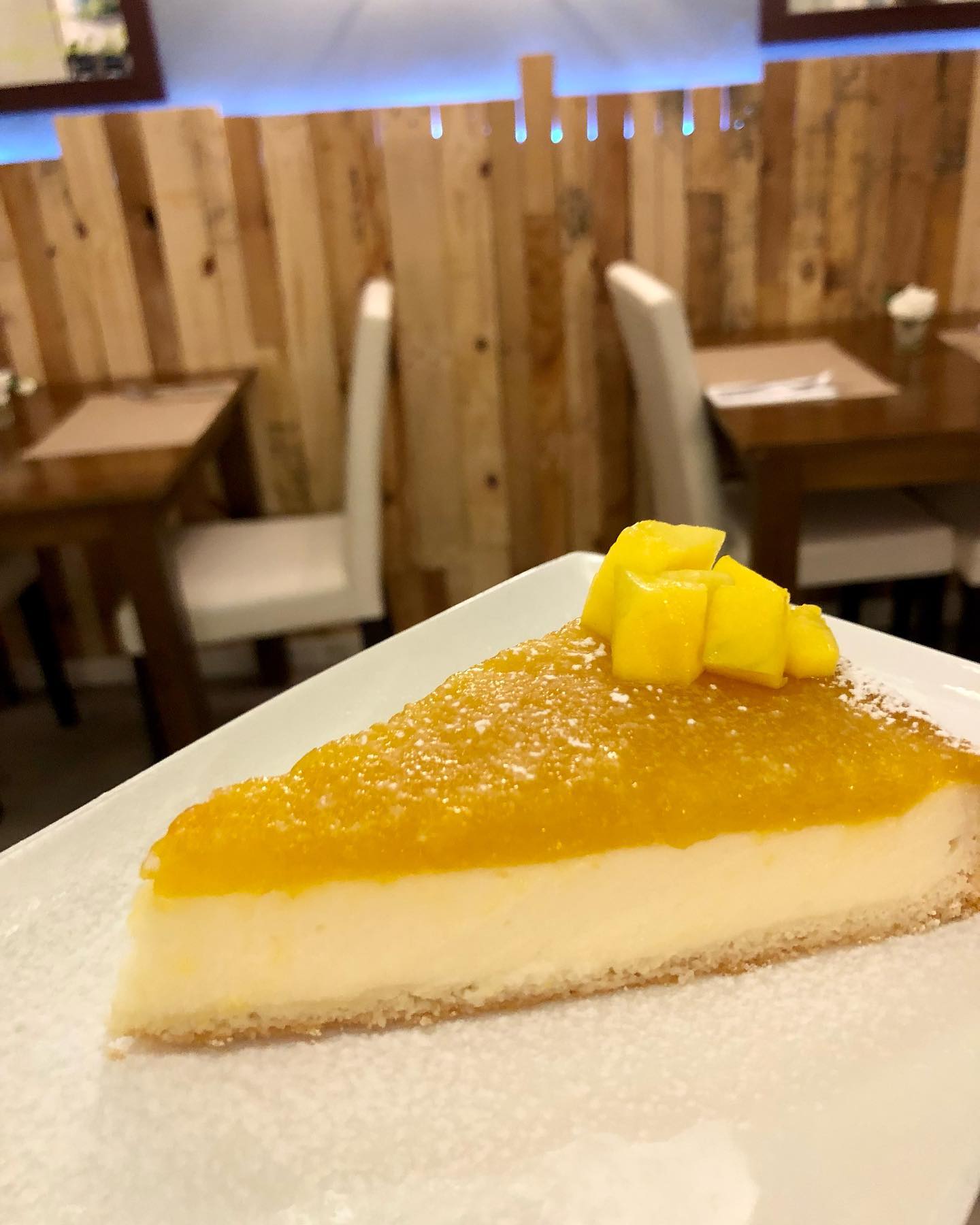 tarta de queso con cobertura de mango 💥
#elias #eliasrestaurante #mallorca #palmademallorca #restaurantesmallorca #restaurantemallorca #mallorcaisland #mallorcaparadise #pmi #spain #mallorca2022 #comerenmallorca #mallorca🌴 #mallorcagram #restaurante #restaurantes #restaurantespalma #restaurantesmallorca #comerenmallorca #food #foodie #foodielove #foodies #mallorcaparadise #foodinmallorca #foodiesmallorca