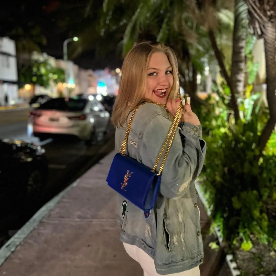 Miami with my love consisted of:
Kanye Donda 2 Album Release
Shopping at Bal Harbour Shops
Tootsies Cabaret
LIV nightclub
Beach