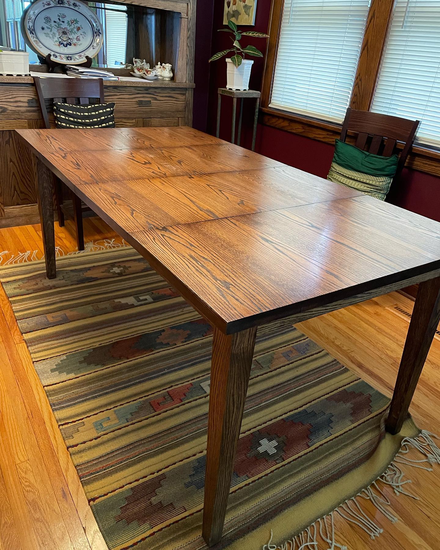 Dining table to pair with hutch.