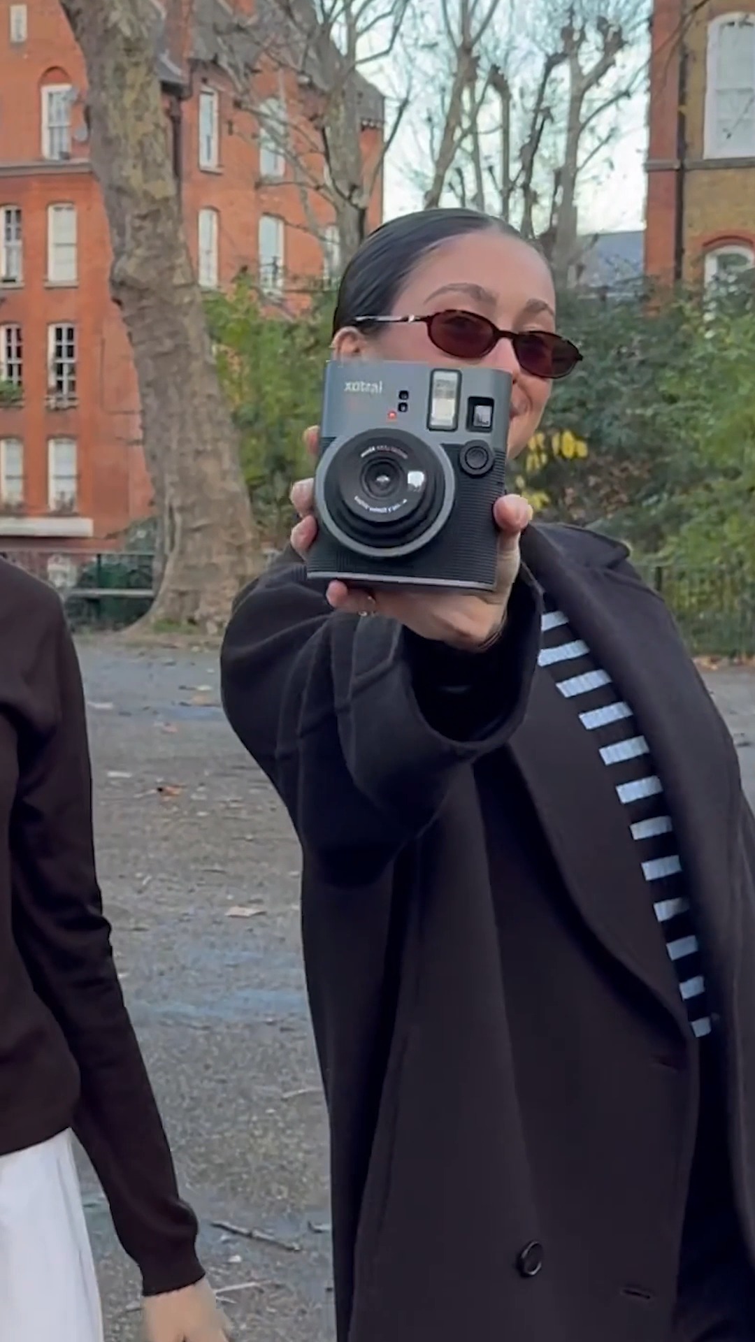 Your outfit isn’t complete without it. 🖤
The Instax Mini 41 with built-in selfie mode and automatic exposure, every snap feels natural
#InstaxEgypt #InstaxStyle #Mini41 #CameraAesthetic #StreetStyleVibes #CreativeLife