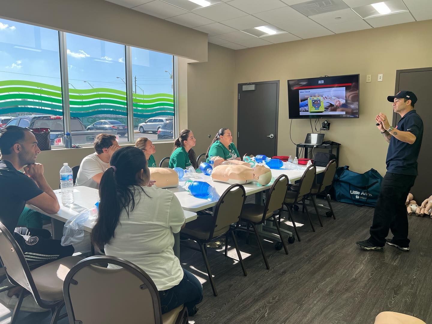 Today we had the pleasure of teaching Basic Life Support to our newest client @lifeatchenmed Great job everyone who attended the training… If you need training for you or your organization feel free to reach out to us.