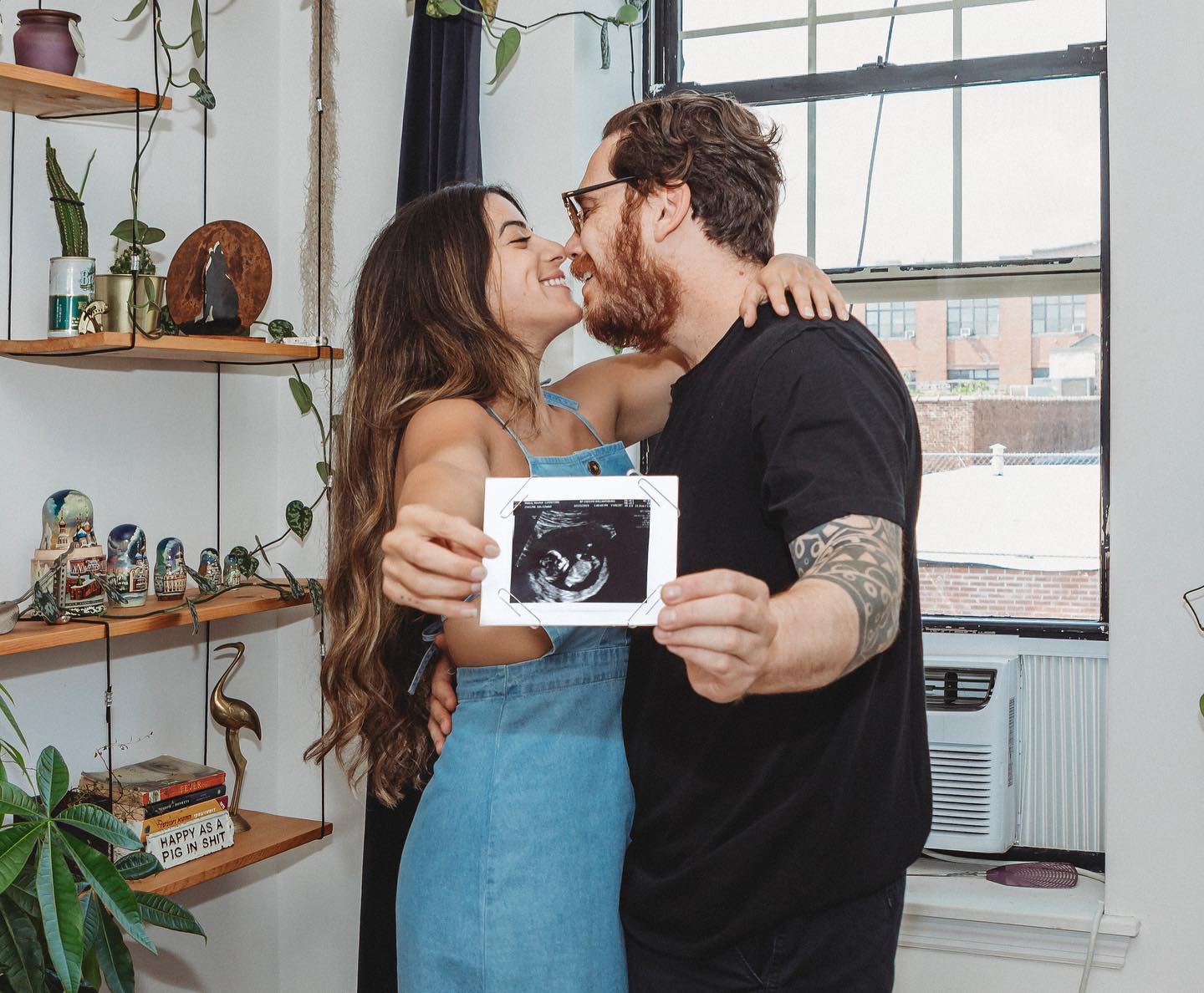 תגללו למטה לעברית👇🏼
This picture was taken exactly a year ago
A year in which we became from a couple to a family.
And we brought into the world our treasure that United us forever.
Thank you for everything you are to me
A loving partner and supporter.
You are my best friend and the person I trust the most.
Which caters to all my needs and also to those I have not even thought.
Continue to be such an amazing and loving dad to our Rene
Wishing you happiness and success in all your endeavors.
Wish us to love, that we never stop to smile, and fulfill more dreams from the drawer.
And that this year will bring with it countless new and amazing experiences.
Congratulations my beloved
Love you forever.
You are the family I wished and dreamed for myself.
התמונה הזאת צולמה בדיוק לפני שנה
שנה שבה הפכנו מזוג למשפחה.
והבאנו לעולם את האוצר שלנו שאיחד בינינו לנצח.
תודה לך על כל מה שאתה בשבילי
בן זוג אוהב ותומך.
האיש סוד שלי והחבר הכי טוב שלי.
שנותן מענה לכל הצרכים שלי וגם לאלו שאפילו לא חשבתי עליהם.
תמשיך להיות כזה אבא מדהים ואוהב לרנה שלנו!
מאחלת לך אושר והצלחה בכל מעשה ידייך.
שנאהב , נחייך בלי סוף ונגשים עוד חלומות מהמגירה.
ושהשנה תביא איתה אינספור חוויות חדשות ומדהימות.
מזל טוב אהוב שלי אוהבת אותך עד אין סוף.
אתם המשפחה שייחלתי וחלמתי לעצמי.