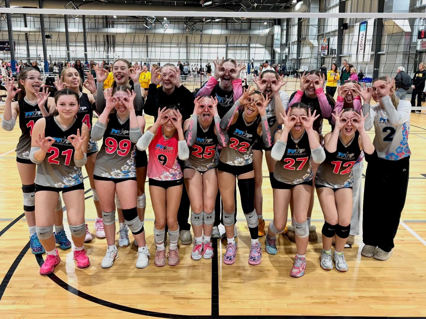 Congrats to all of our teams that had a great day on the court today!
Queen of Quad City
Teams playing for Gold on Sunday:
13 Blue, 14 Blue, 15 Blue, 15 Silver, 16 Blue, 16 Silver, 17 Blue
Sky High Lucky Charms:
1st Place-14 White
3rd Place-14 Sky & 13 Black
Photo: 13 Blue & 16 Blue-cheered each other on to 3-0 finishes for both teams today!
