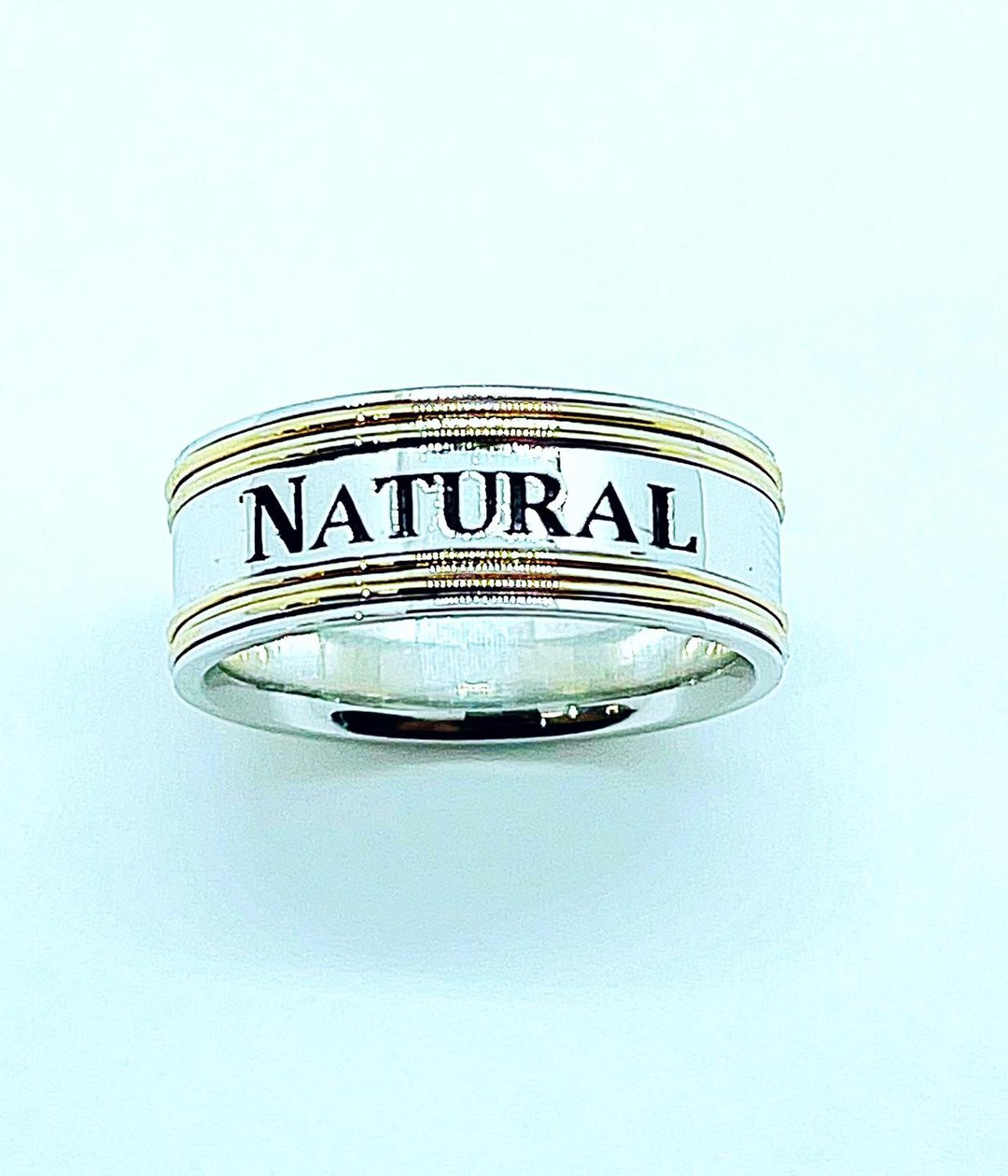 Customer wanted us to design a ring that looked like the 🚬Natural Cigar! We were like… let’s do this! We even made it look the same with the 2 tone colors! The finished piece turned out better then we thought!! 👍🏻