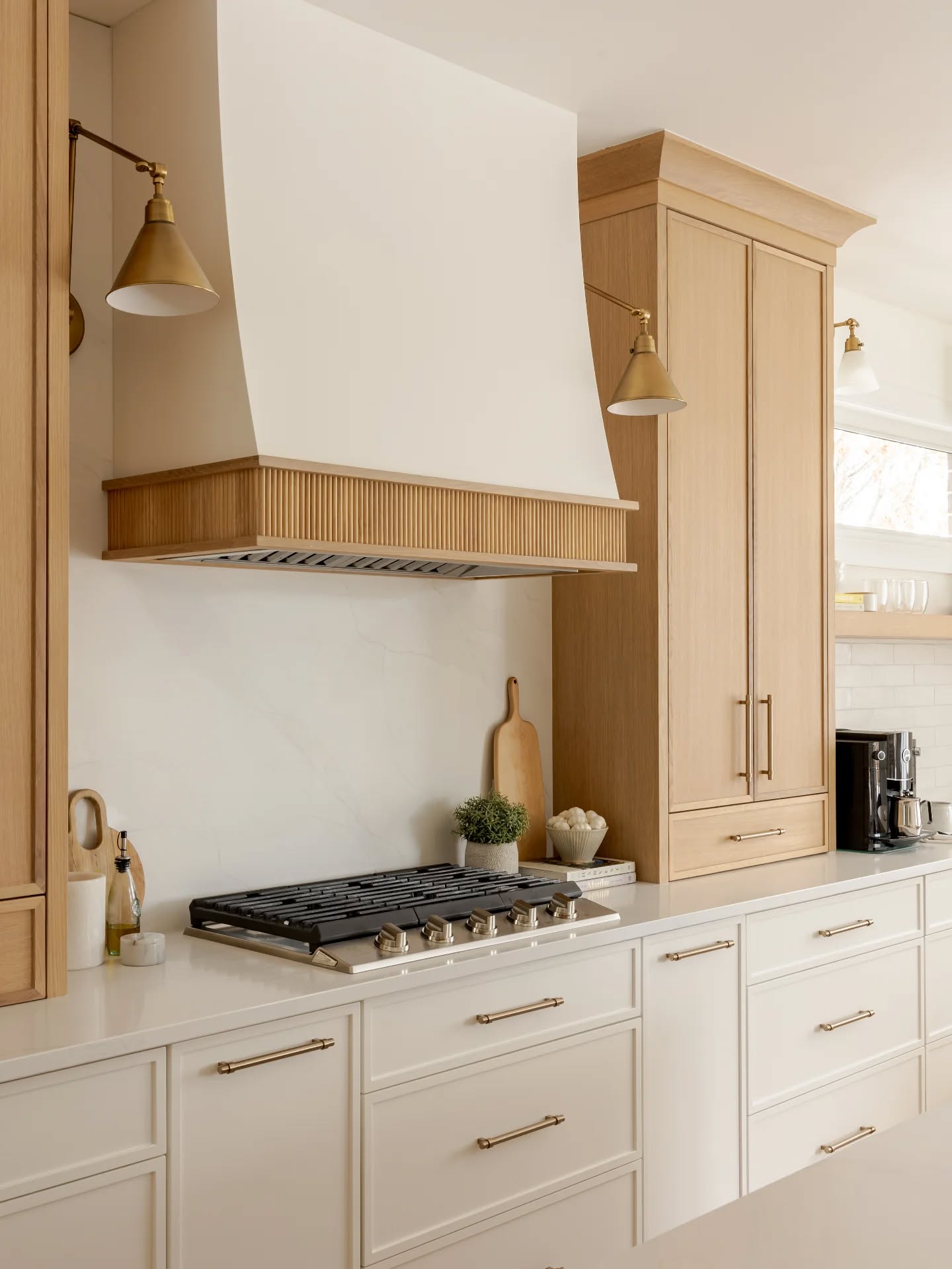 Kitchen glow ups just hit different ✨
GC: @spruceside_construction
Photographer: @interiorsbyyoungglass
#NiagaraDesign #fonthillontario #PelhamOntario