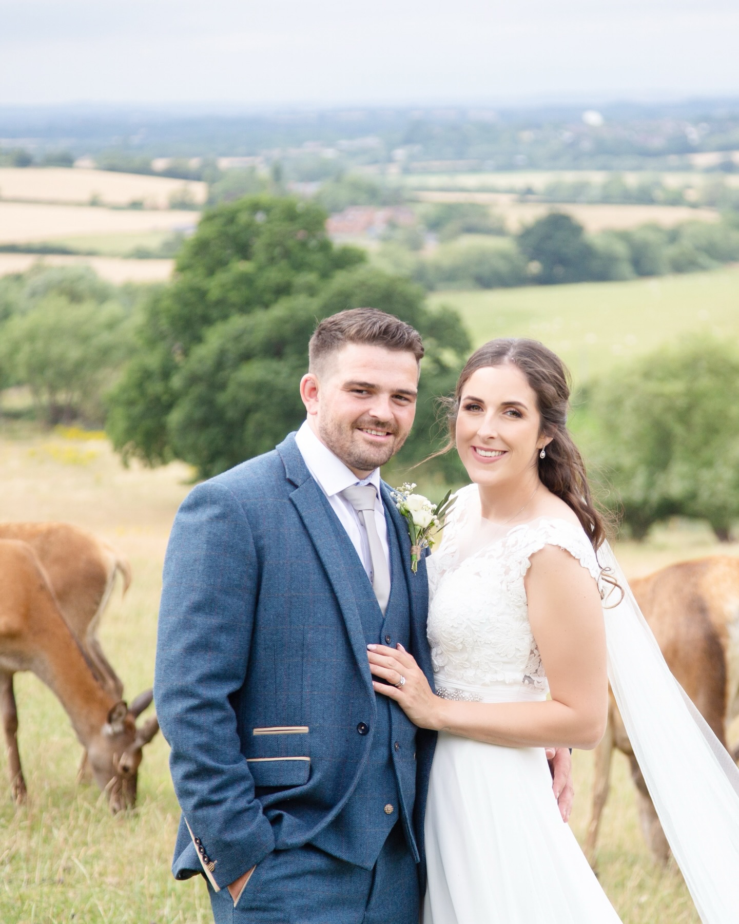 A little summer throwback to the gorgeous sunny wedding of @amesgreen92 and @jackgreen93 at one of our favourites, @deerparkweddings 🤍
It was a perfect day filled with smiles, Steve the Stag, a vintage car, a vintage ice cream van (which, as you can imagine, went down very well!) and SO much love.
We have so much love for this wedding and for this truly lovely couple!