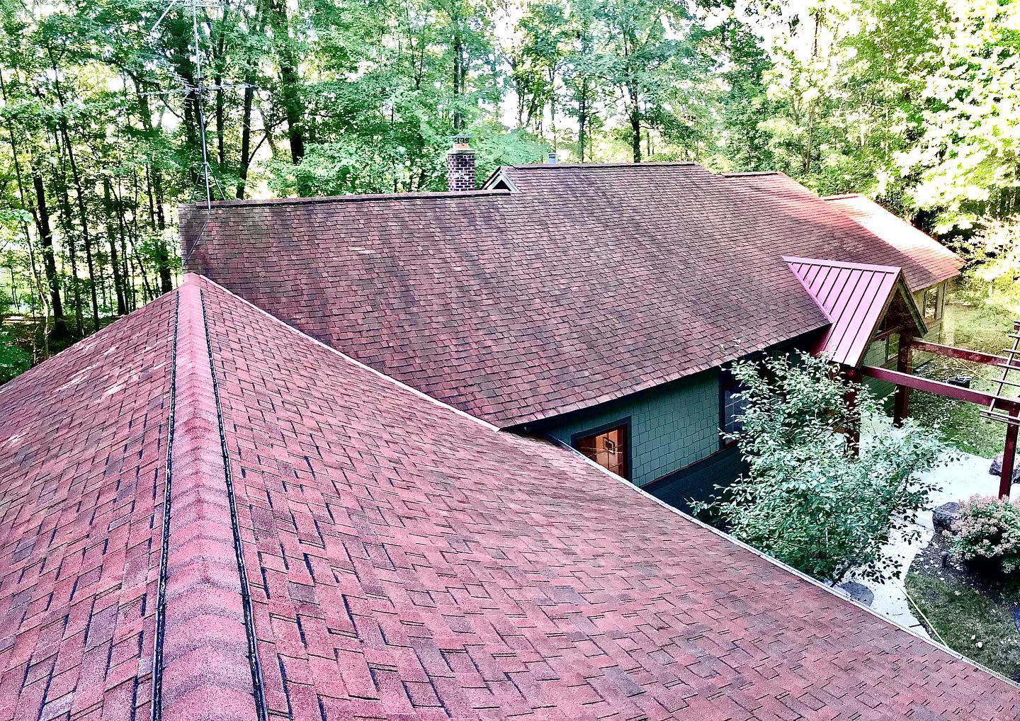 Your roof is a huge investment! Don't let moss and other organic growth wear it out prematurely! Our soft washing method will kill the growth, and Mother Nature will naturally wash it away ☔️
Black Streaks ✅
Moss/Lichen ✅
#smallbusiness #localbusiness #softwashing #roofcleaning #gloeocapsamagma #moss #mold #algae #lichen #roof #housewashing #guttercleaning #westmichigan #nunica #grandhaven