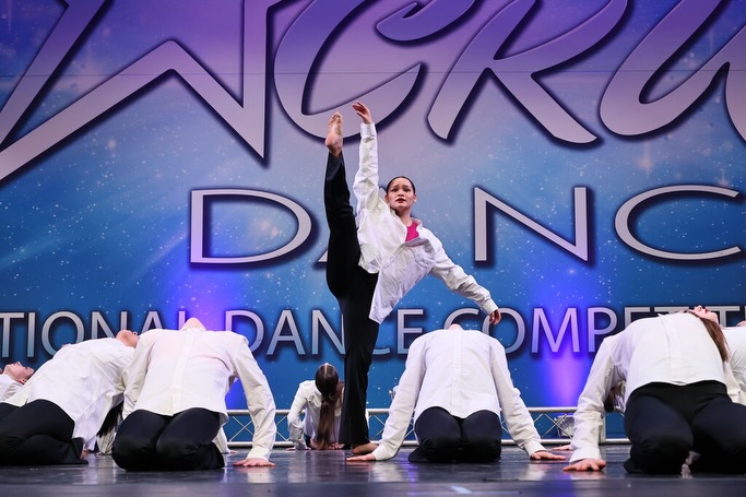 A beautiful first weekend out at competition! Congratulations to our teen/senior contemporary line in receiving and ultimate elite score, placing second overall an being called back for the choreography showcase!
Additionally many of our specialties competed this weekend for an extra opportunity to perform and danced so wonderfully across the board! ๐