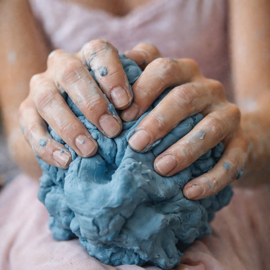 Blog RECAP: When the clay breaks: inside performance psychology workshops at the Joffrey Ballet School — dancers, emotion, and the work that changes how we perform. Link in Bio #DancePsychology #PerformanceMindset #JoffreyBallet #EmbodiedPractice #NewInsightsTraining