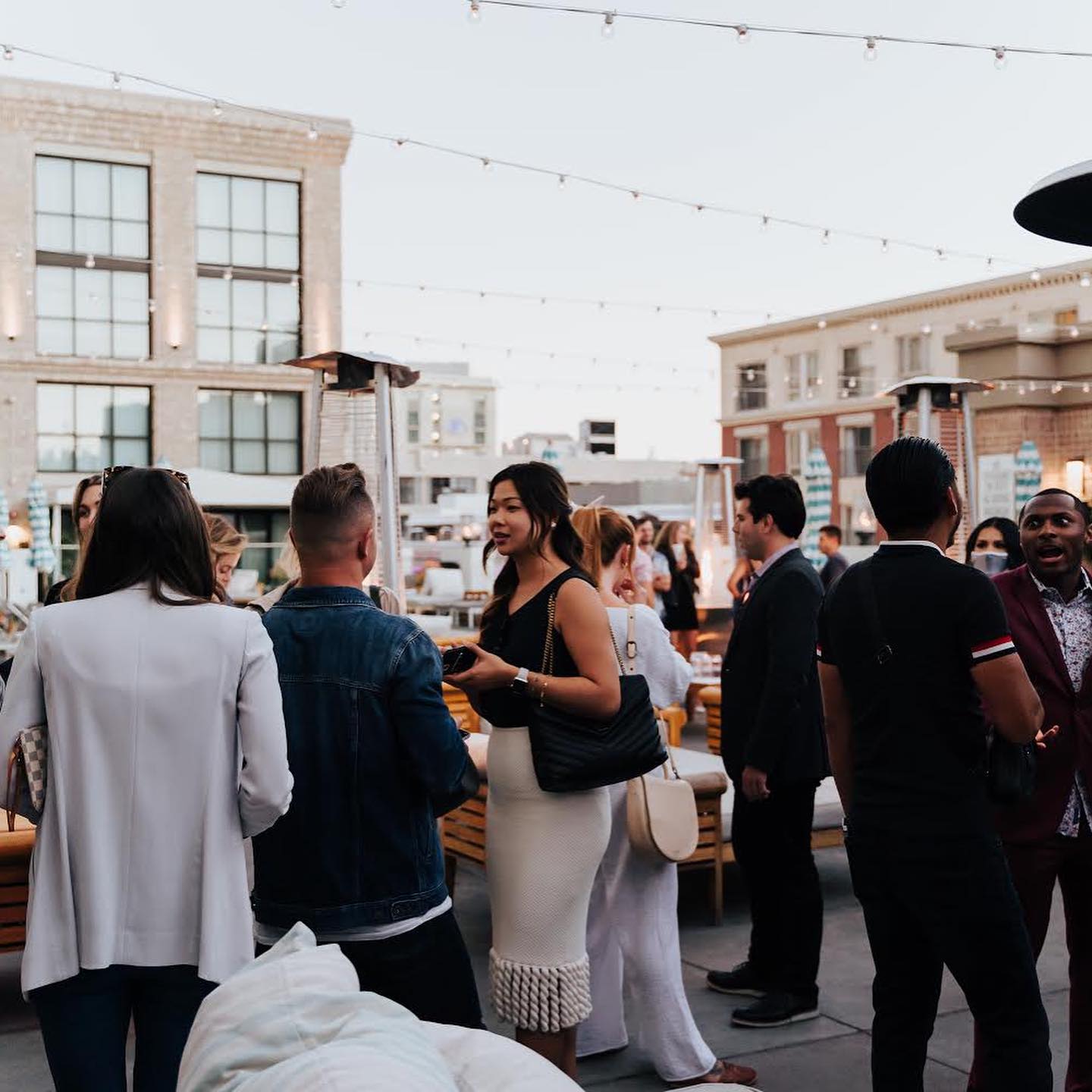Big smiles at last week’s happy hour mixer at @poolhousesd ! Photo link in bio for more pictures. Stay tuned for details on the next event 🥂
📸 @wildwildcreative
