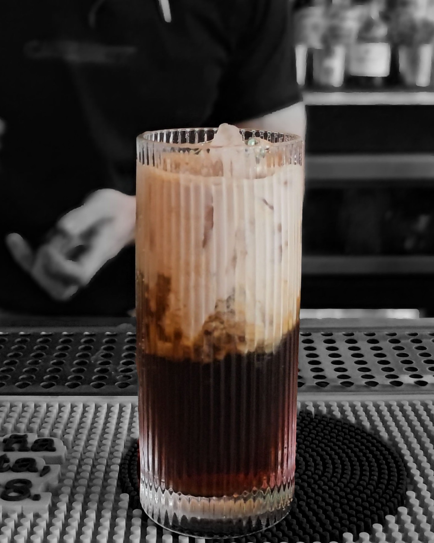 COLA TIEMPO by the legend that is @hegarty_jp from @lafinca_eivissa
This beaut was part of their agave menu a little while back... Cola, cream, dream.
BANGING.
#tiempo #cola #instadrinks #drinkstagram #instadrink #food #drinkware #ingredient #drink #alcoholicbeverage #drinkstagram #drinkware #bottle #drink #barware #alcoholicbeverage #highballglass #liquids #drinks #barstuff #mixology #mixologist #liquid #decor #cheers