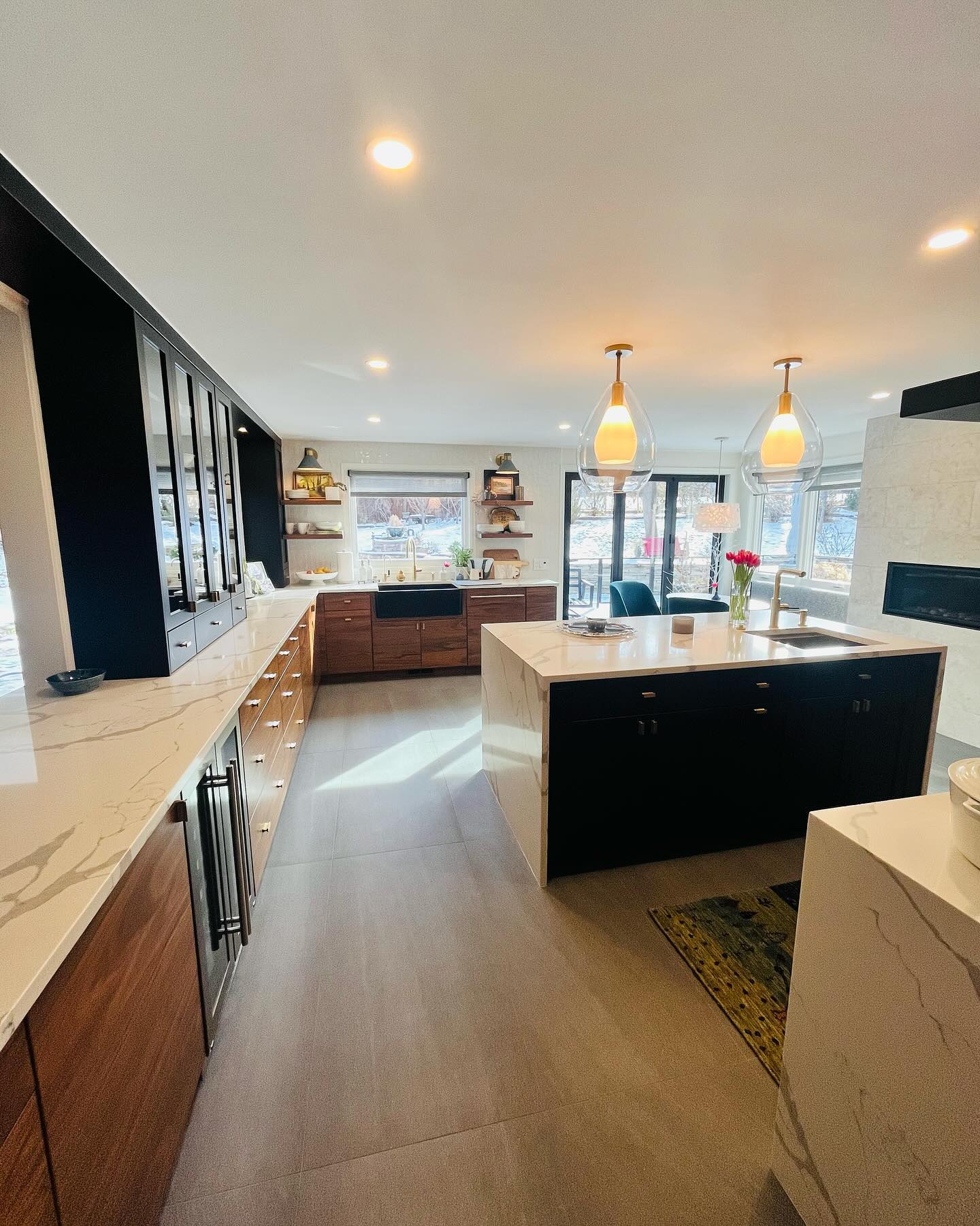New Client in Lakewood today! Got their home sparkling just in time for New Years! 🎊